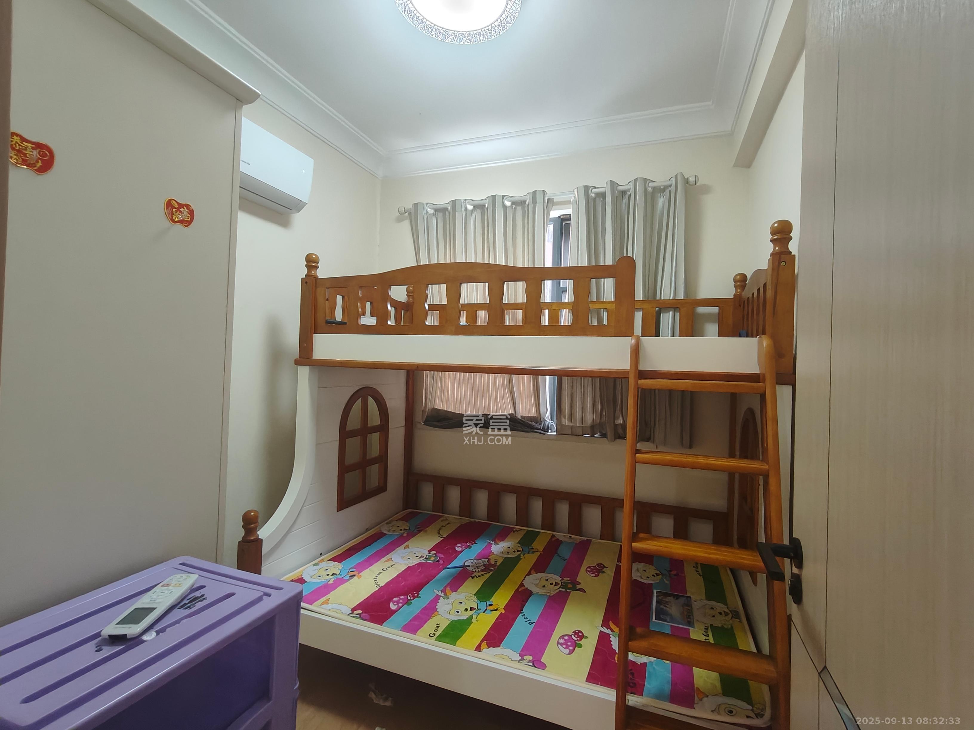 万博汇 2室2厅1卫 2500.0元/月 万博汇 2室2厅1卫 2500.0元/月室内图