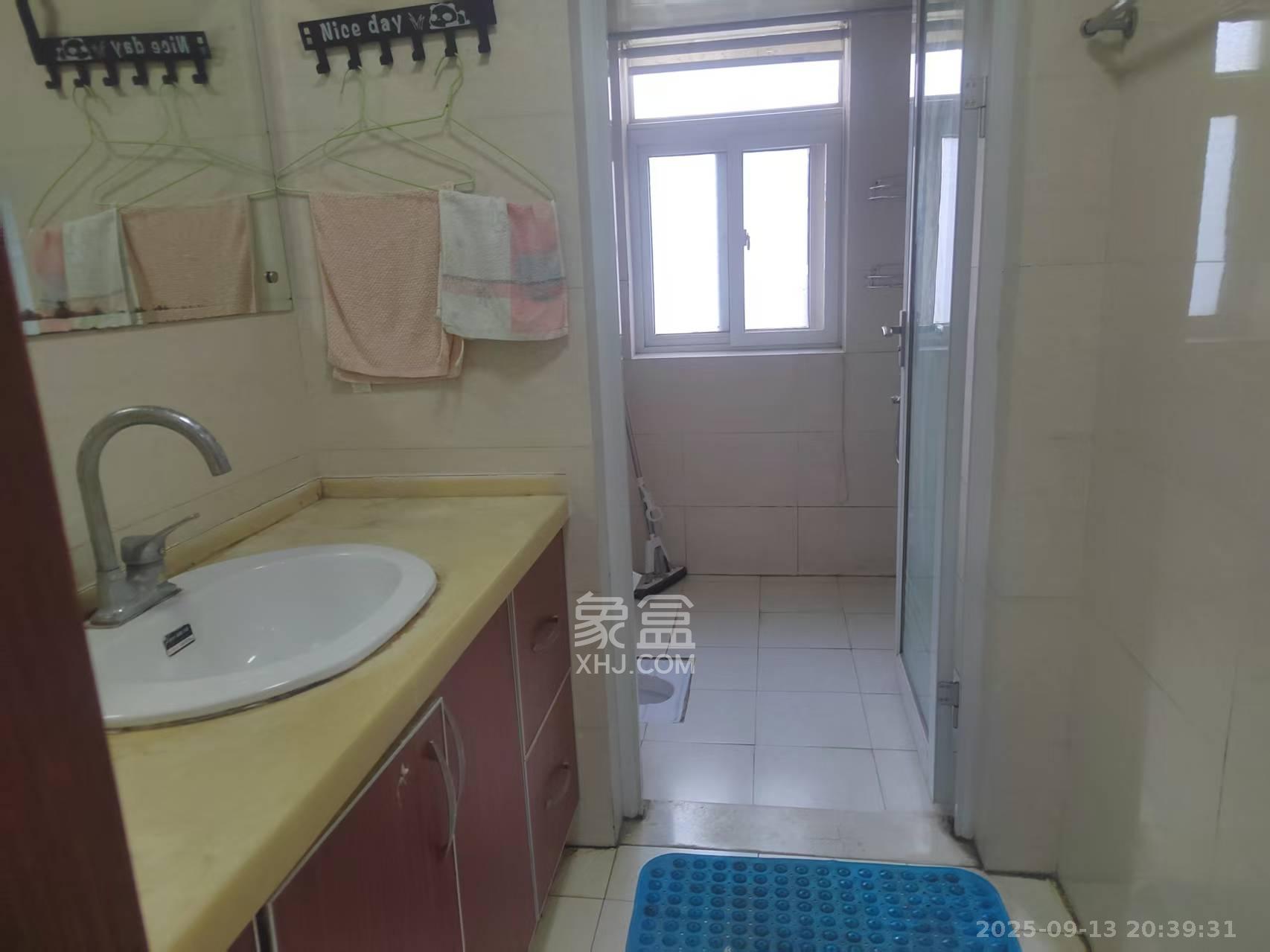 海利科院佳园 3室2厅2卫 2400.0元/月 海利科院佳园 3室2厅2卫 2400.0元/月室内图