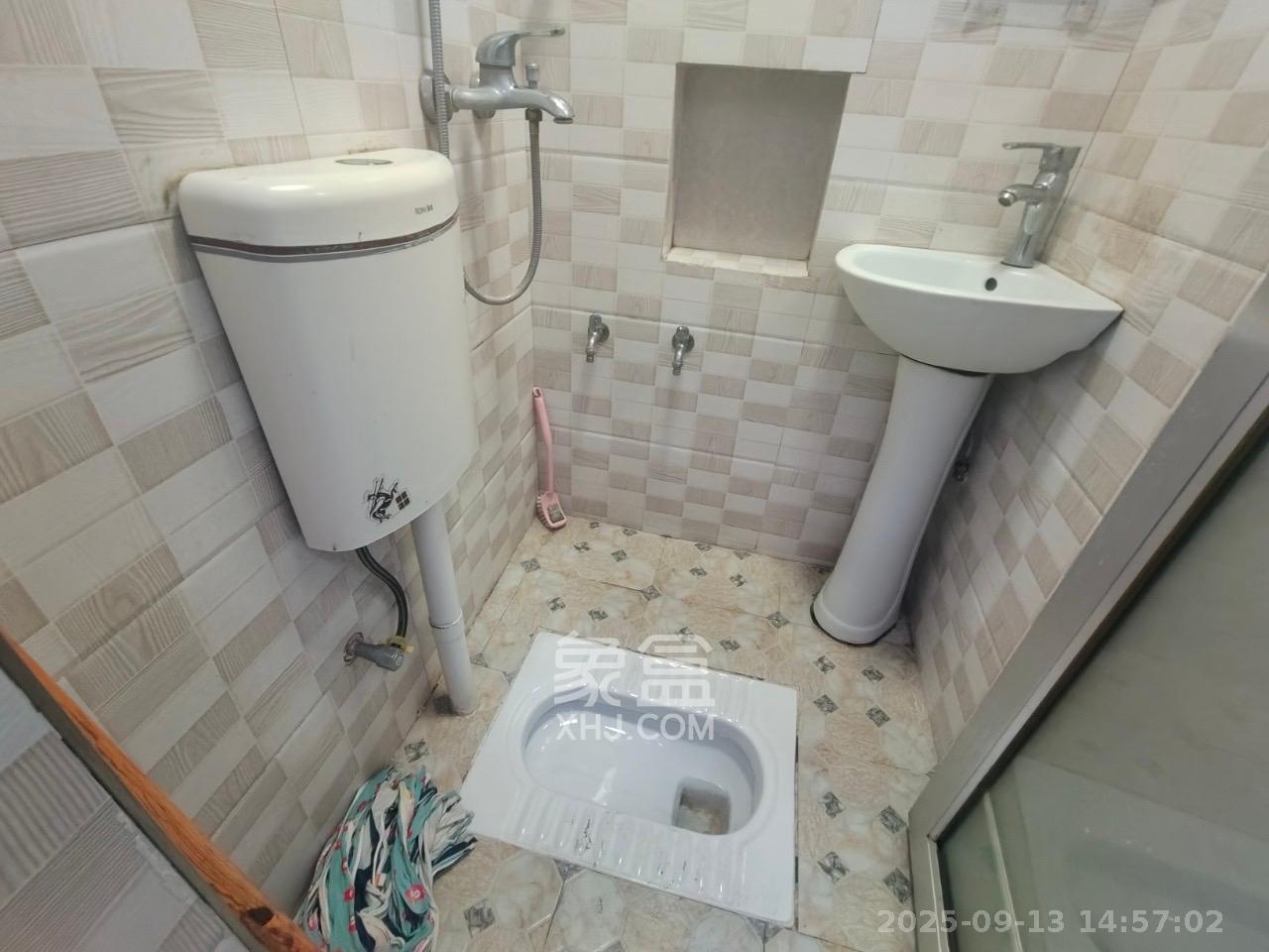 凯通国际城（凯通朝庭）  1室0厅1卫    1400.0元/月室内图