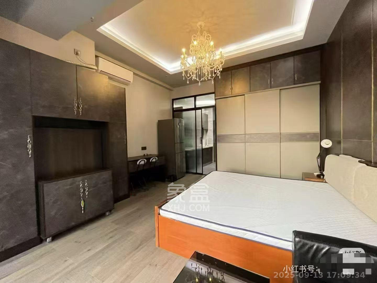 奥克斯滨仕花园(奥克斯洋湖广场/奥克斯中心) 1室1厅1卫 2000.0元/月 奥克斯滨仕花园(奥克斯洋湖广场/奥克斯中心) 1室1厅1卫 2000.0元/月室内图