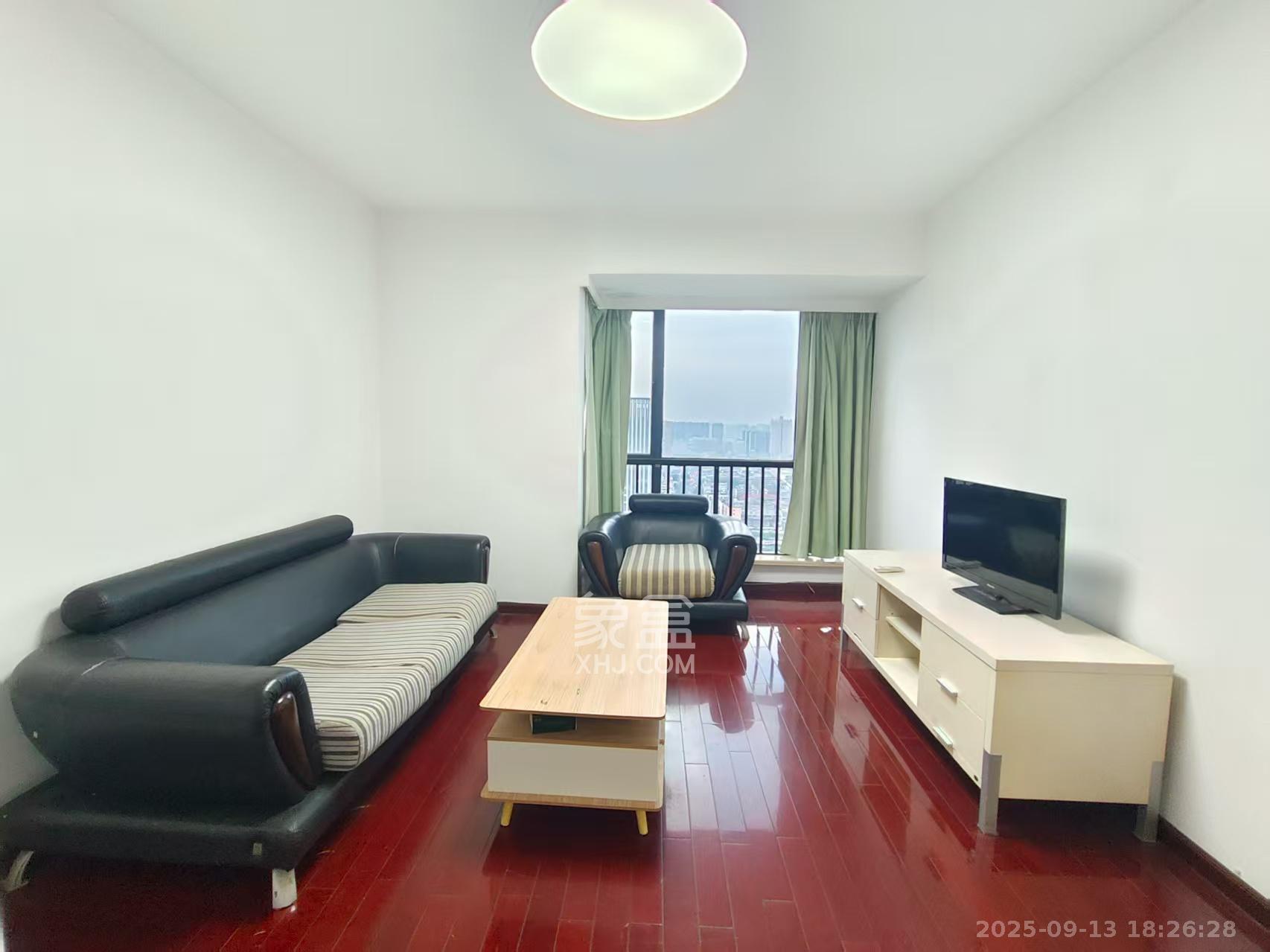 融圣国际  2室2厅1卫    2600.0元/月 融圣国际  2室2厅1卫    2600.0元/月室内图