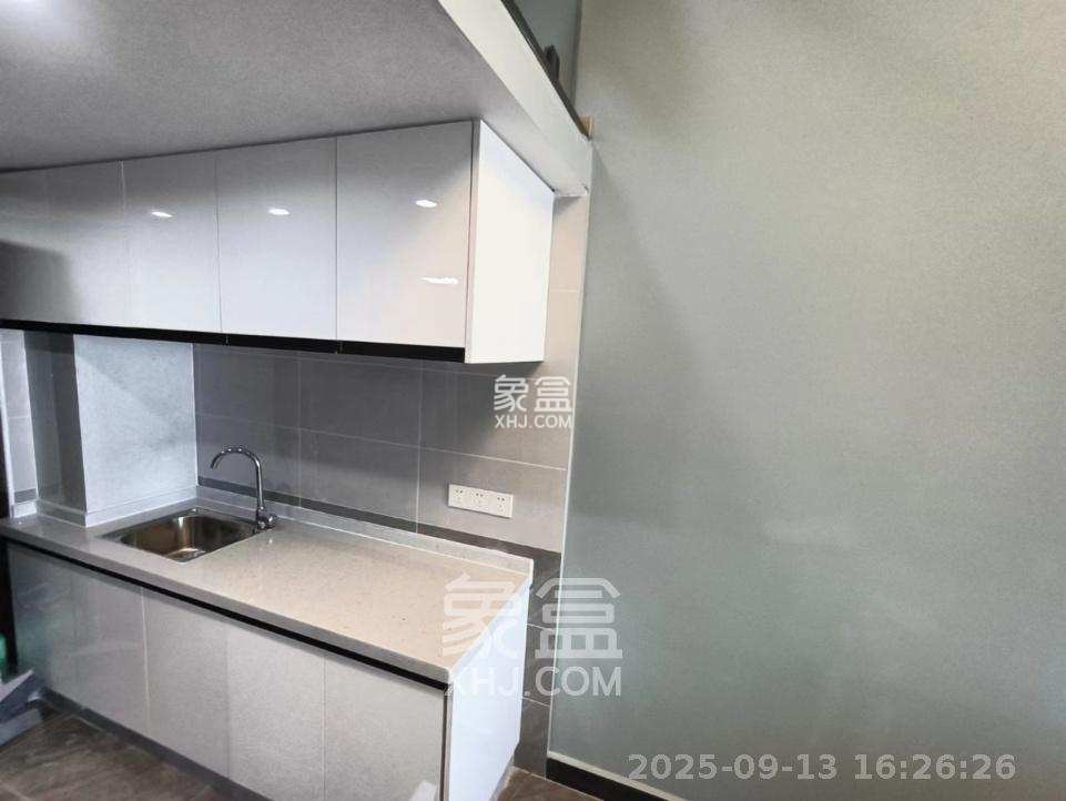 梅溪湖金茂湾 2室1厅1卫 2100.0元/月 梅溪湖金茂湾 2室1厅1卫 2100.0元/月室内图