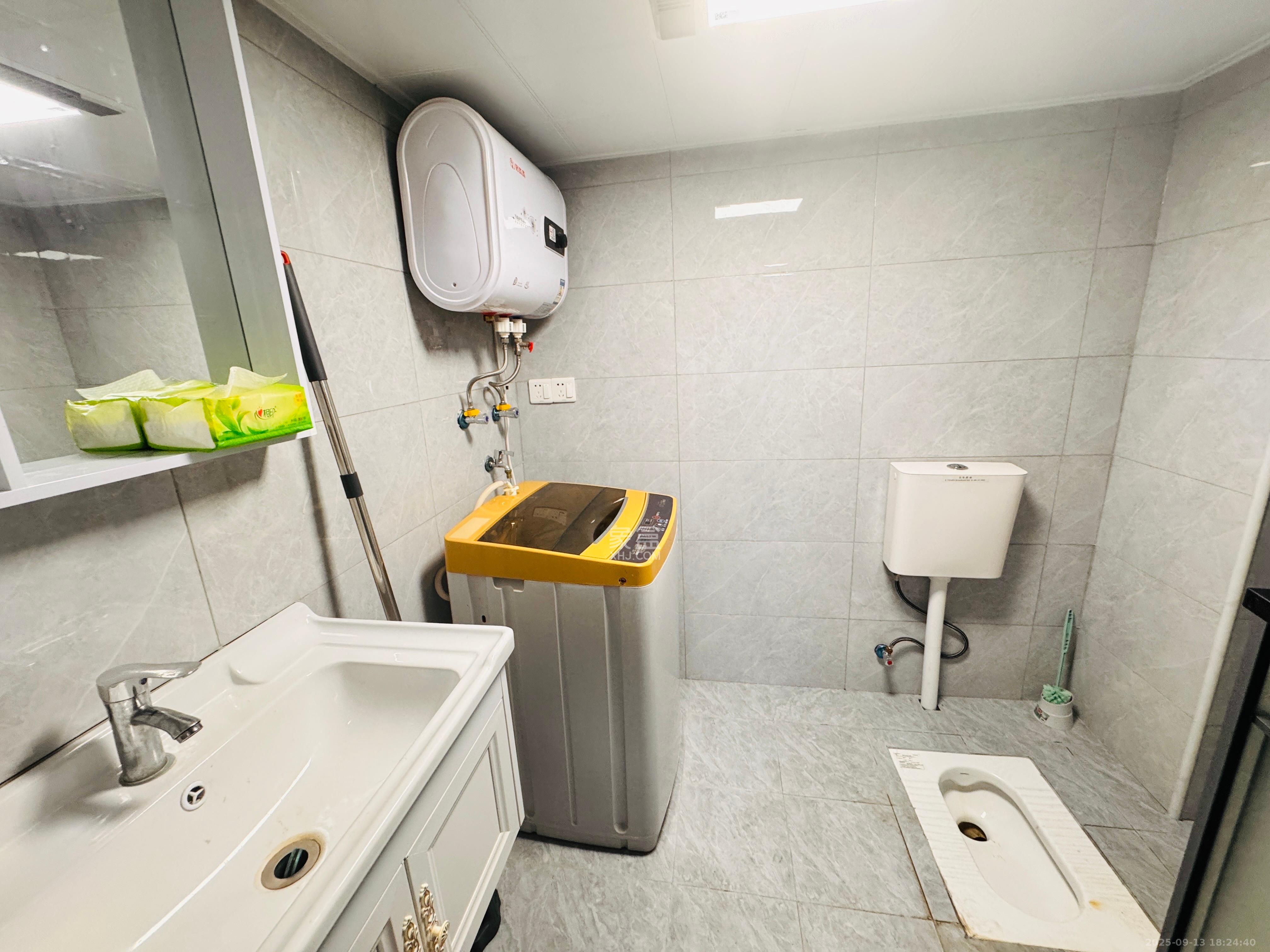 梅溪湖金茂湾 2室2厅1卫 1900.0元/月 梅溪湖金茂湾 2室2厅1卫 1900.0元/月室内图