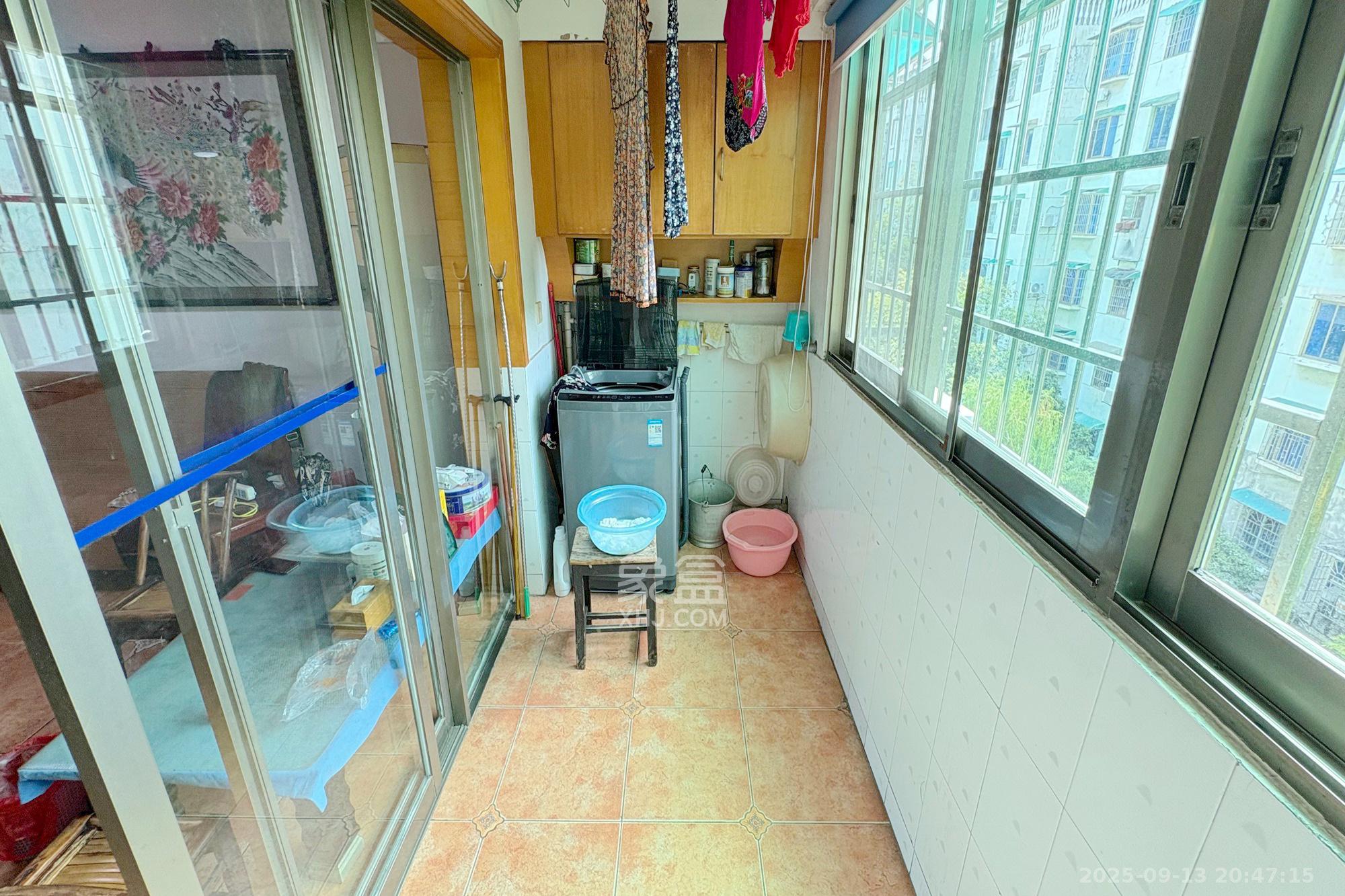 东南明苑  2室2厅1卫    43.0万 东南明苑  2室2厅1卫    43.0万阳台