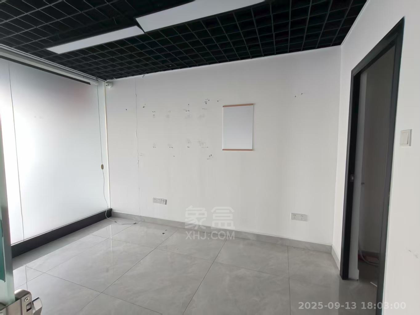 未来云环球中心  1室0厅0卫    8000.0元/月 未来云环球中心  1室0厅0卫    8000.0元/月室内图