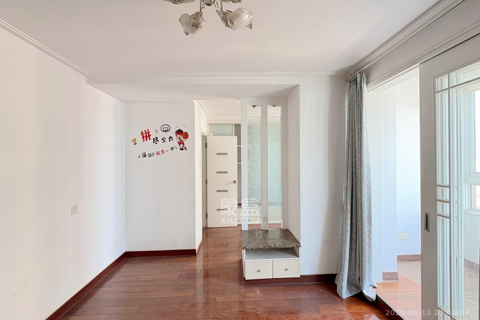 君临天厦  3室2厅1卫    150.0万 君临天厦  3室2厅1卫    150.0万其他