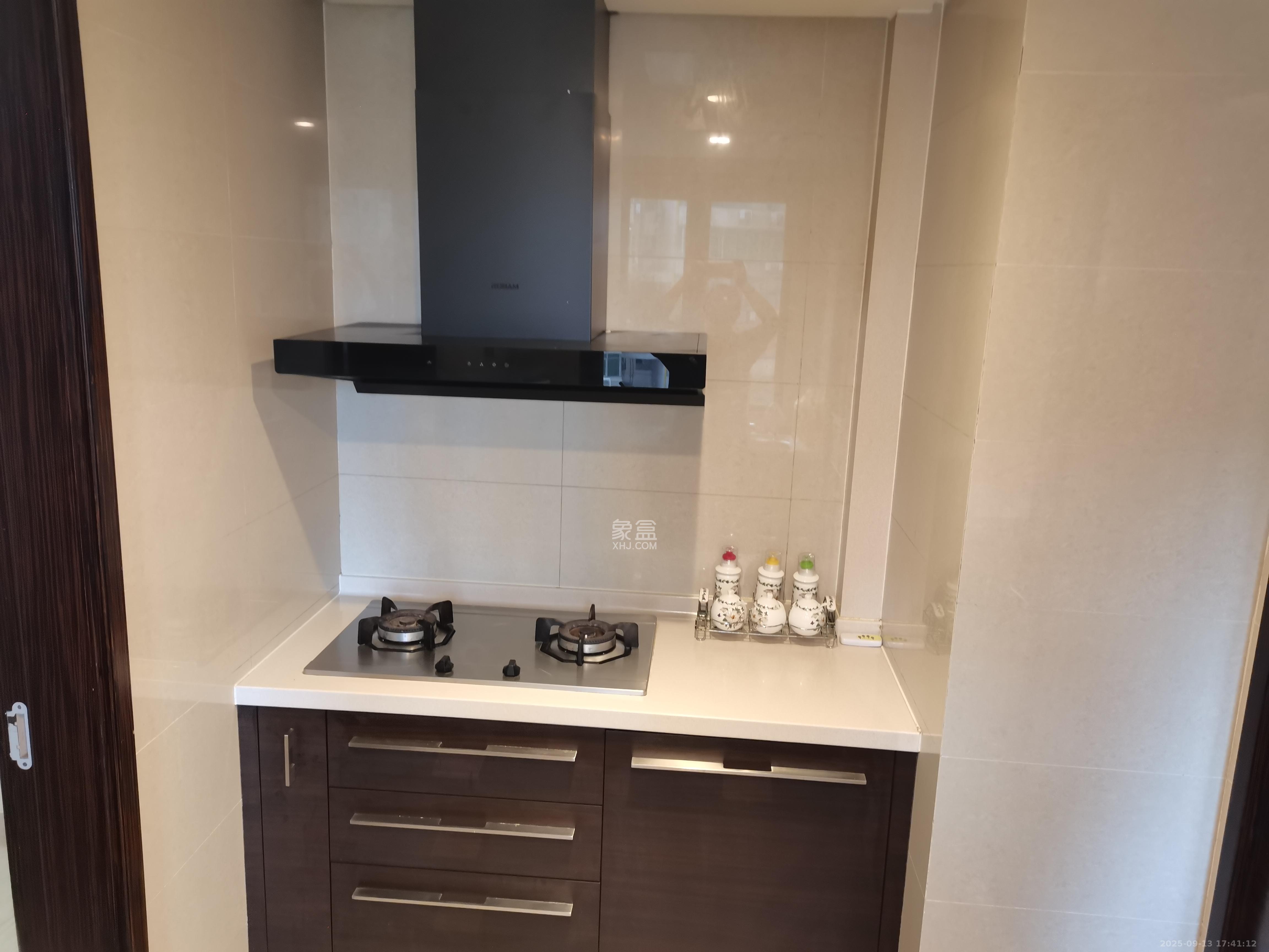 华远华中心 5室2厅2卫 18000.0元/月 华远华中心 5室2厅2卫 18000.0元/月室内图