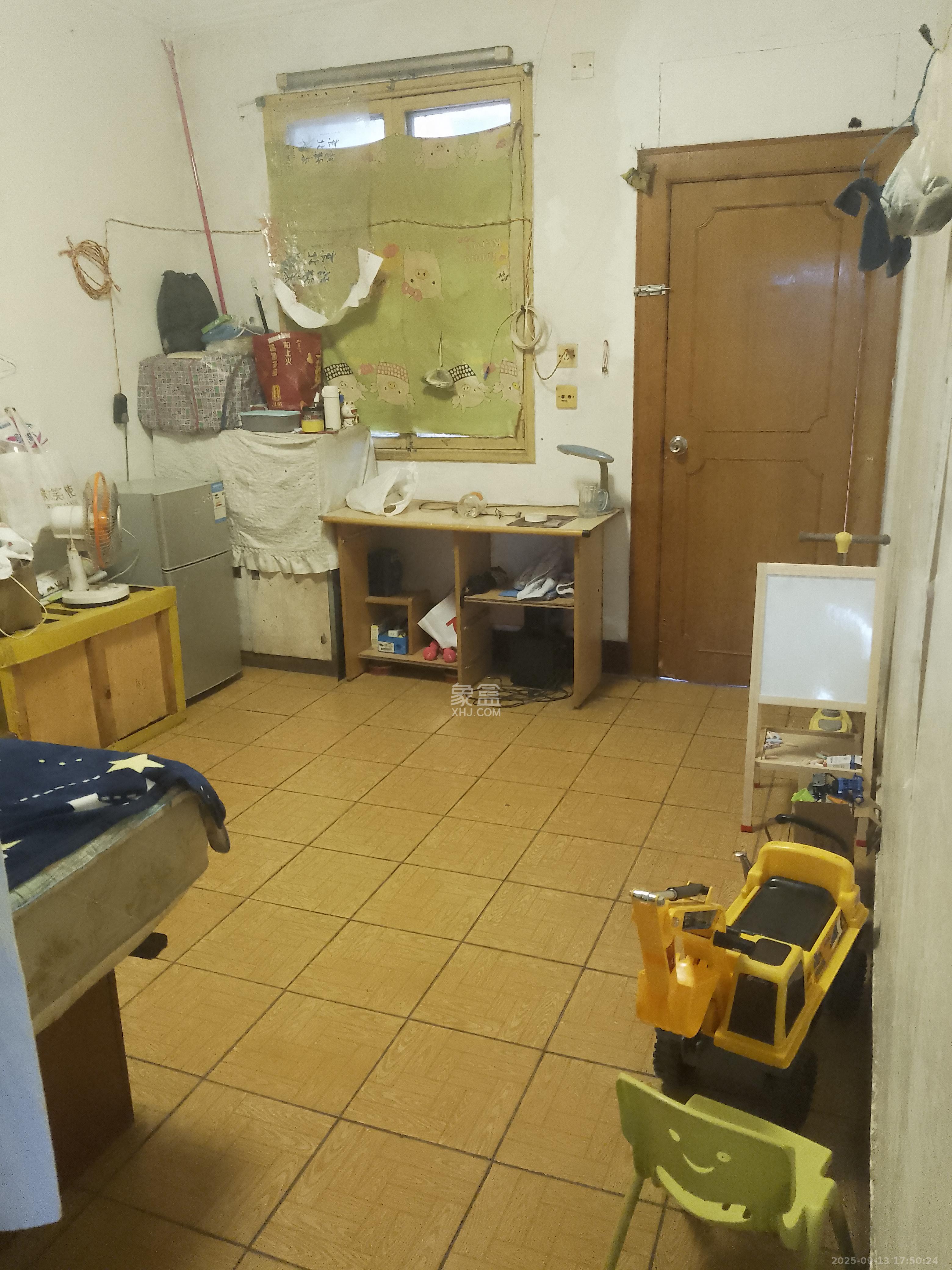 东瓜山二村  2室1厅1卫    1100.0元/月室内图