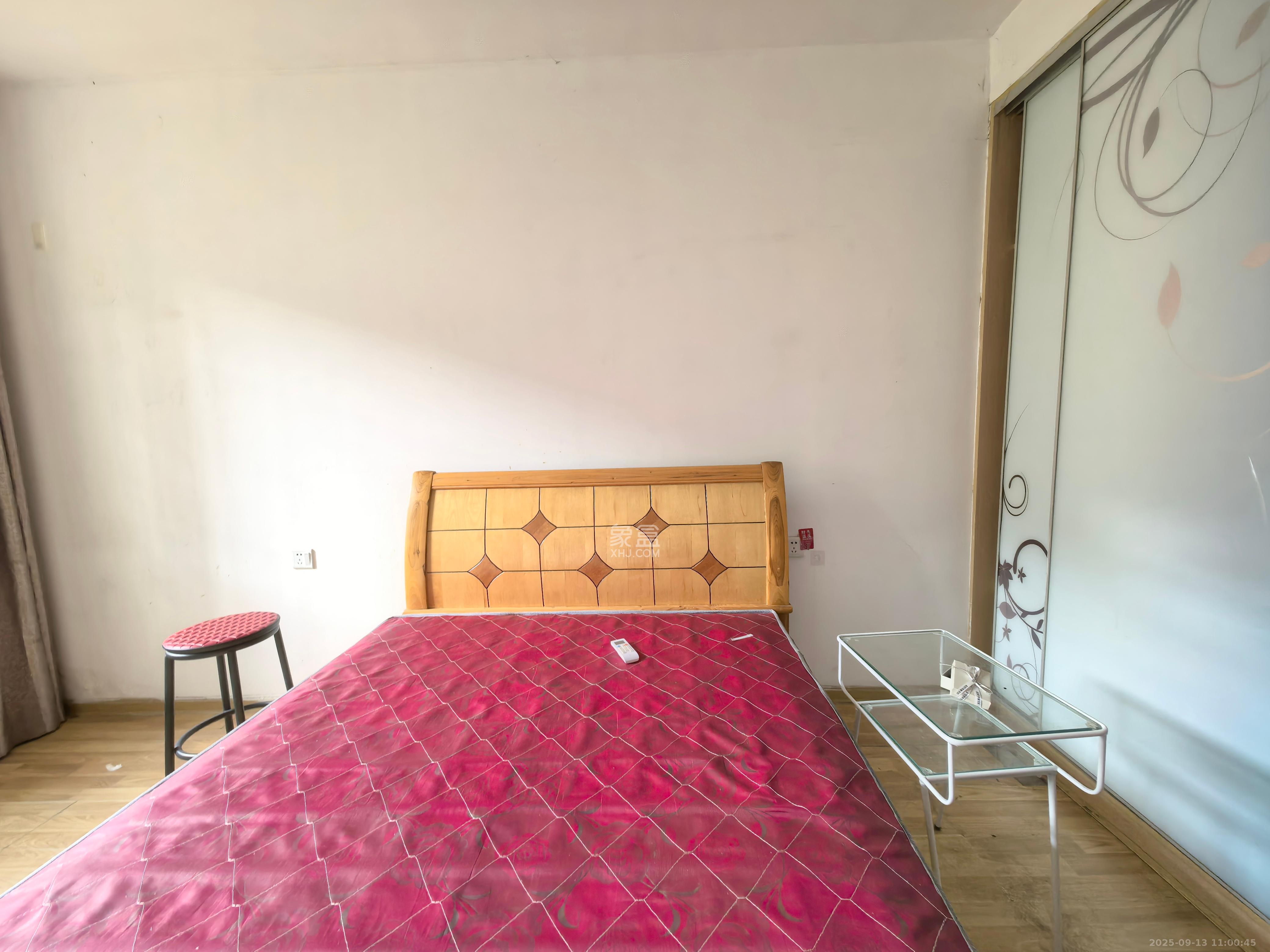 三江花中城  3室2厅2卫    2100.0元/月室内图