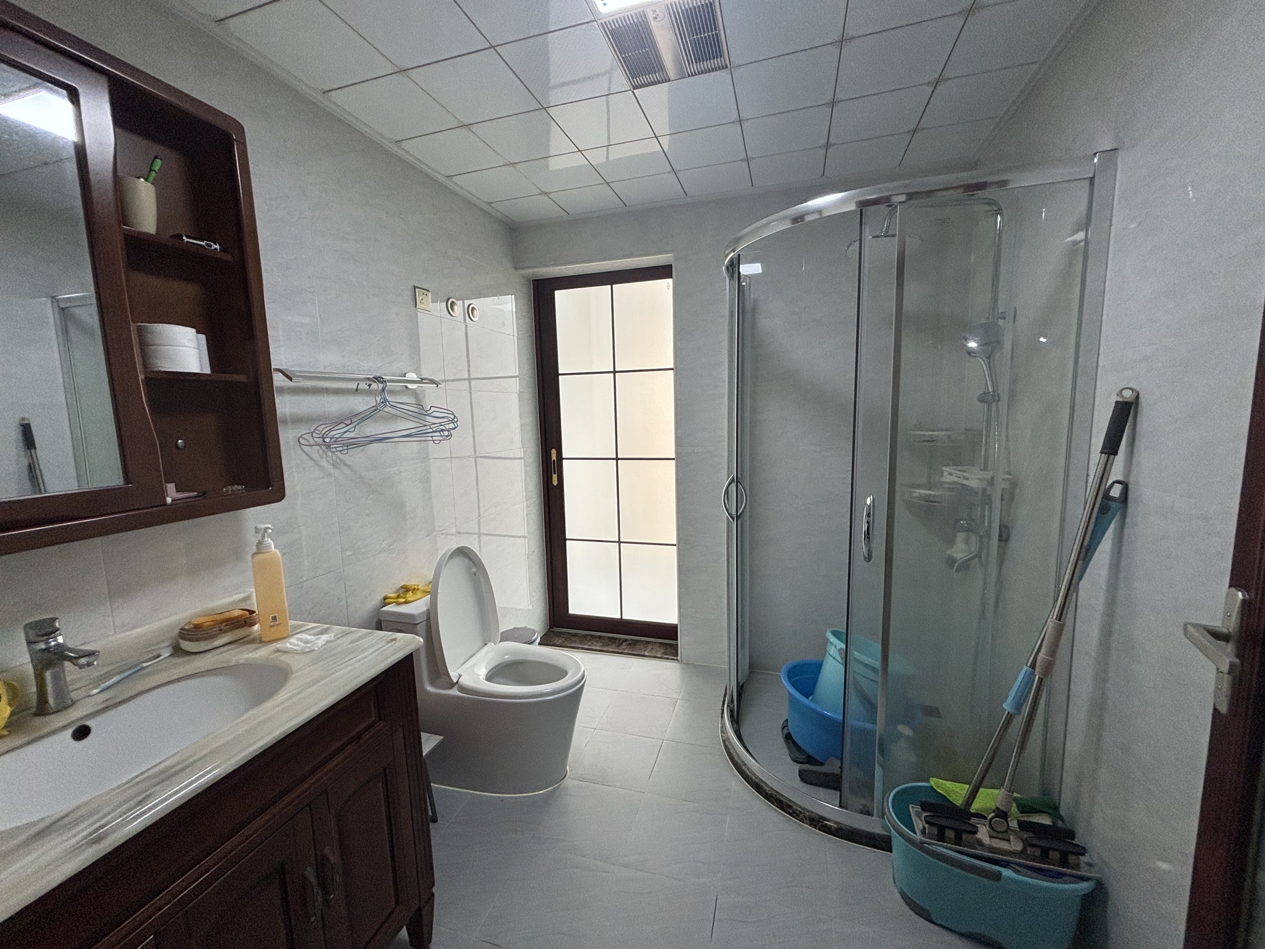 檀香山  3室2厅2卫    2200.0元/月室内图