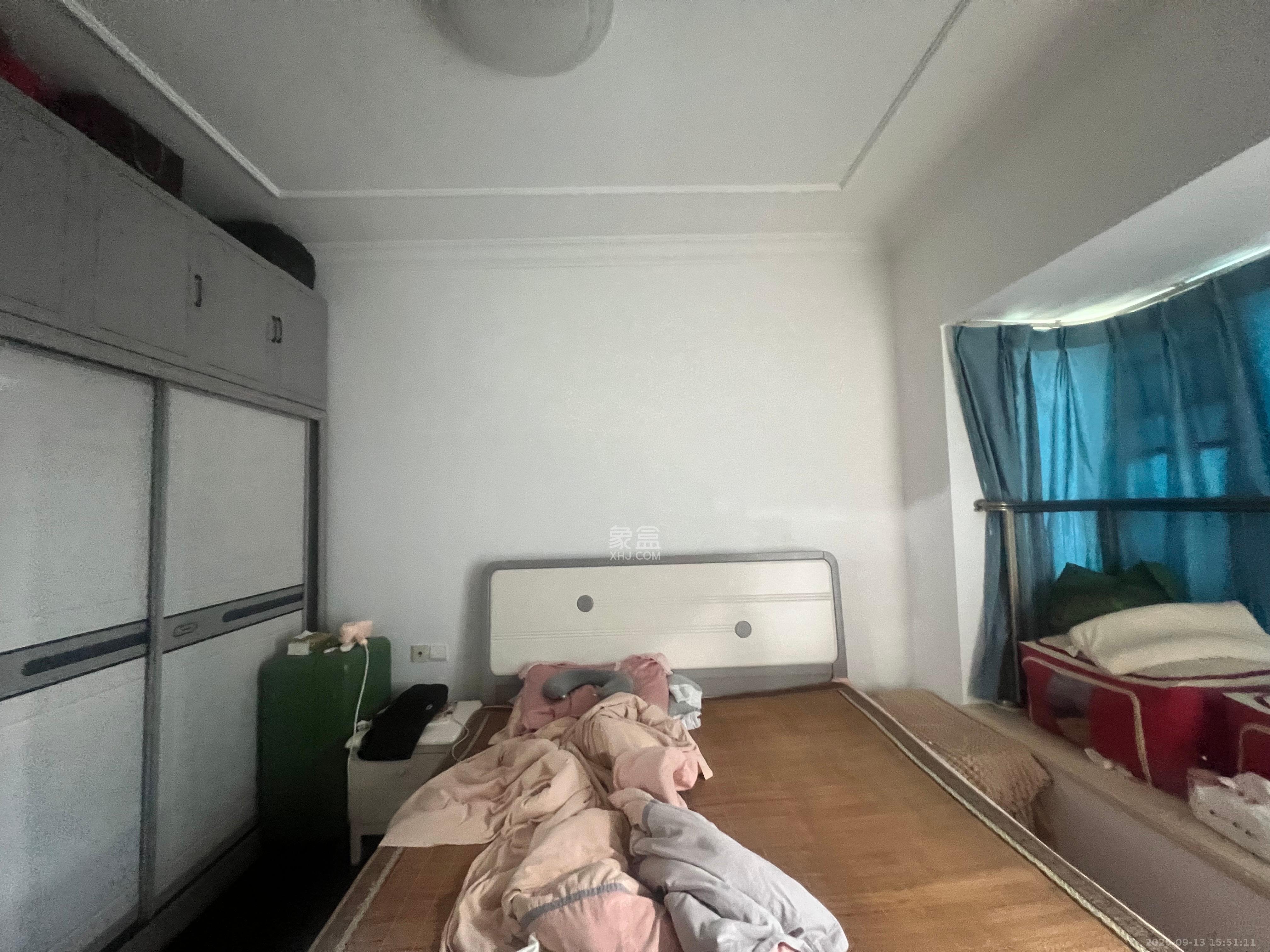 恒大绿洲  2室2厅1卫    2300.0元/月室内图