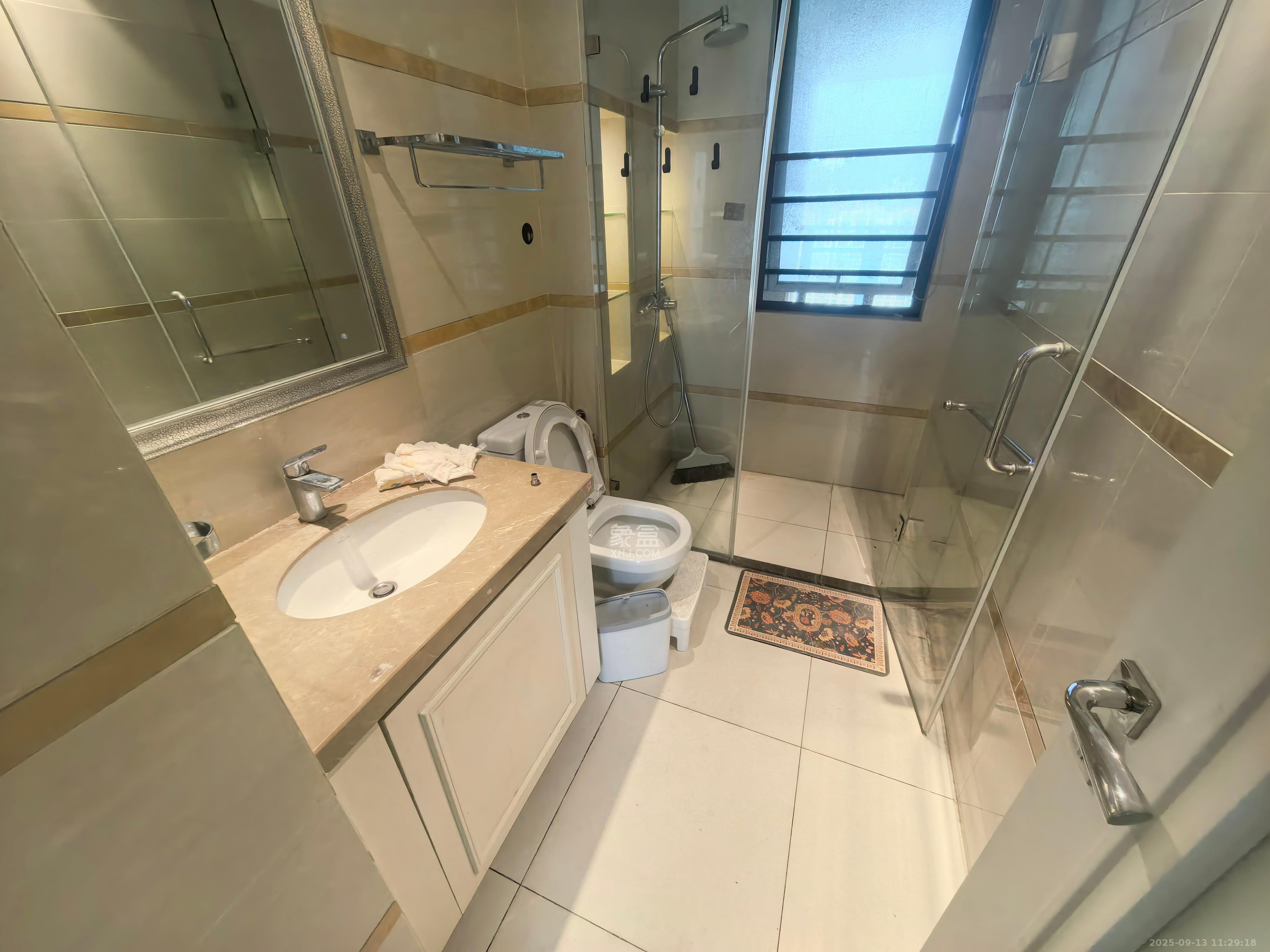 梅溪湖金茂府(金茂广场)(金茂览秀城) 3室2厅2卫 4000.0元/月 梅溪湖金茂府(金茂广场)(金茂览秀城) 3室2厅2卫 4000.0元/月室内图