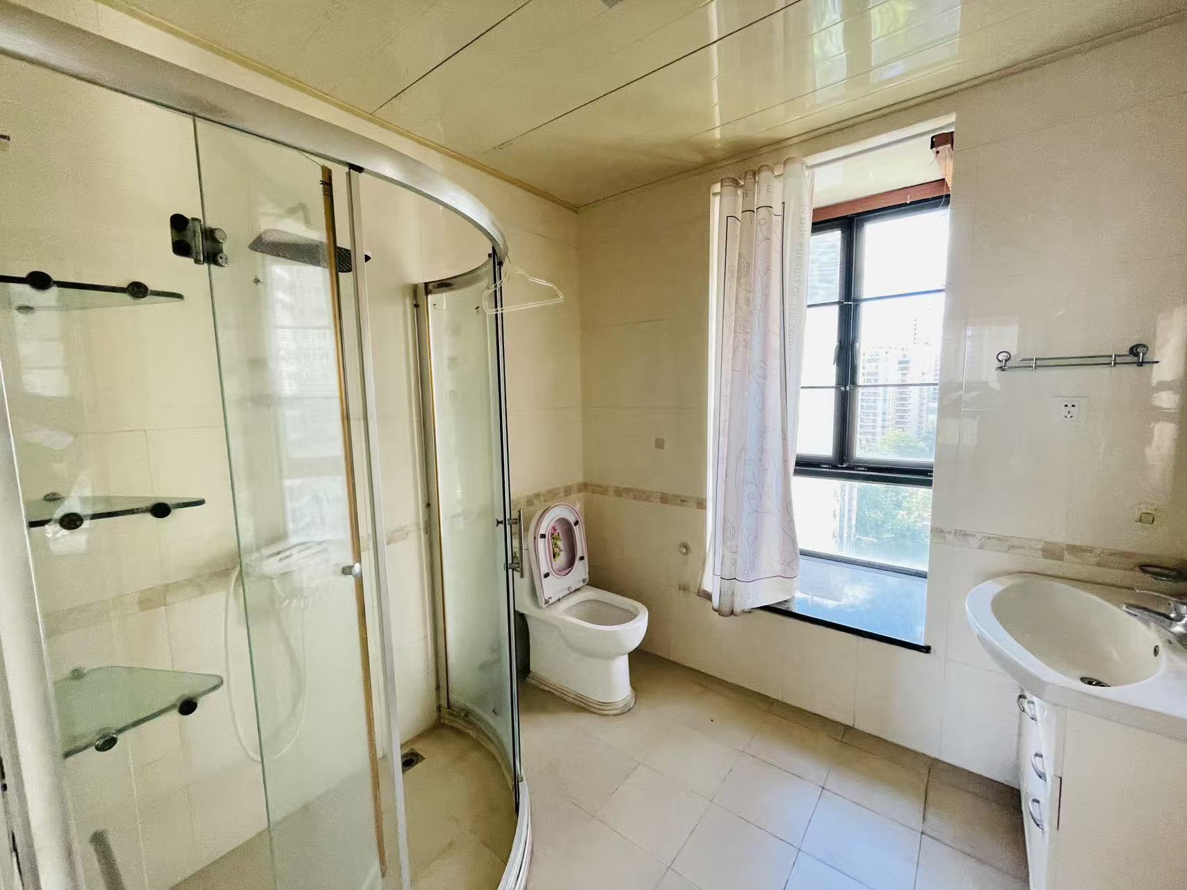 金碧文华 4室2厅2卫 5000.0元/月 金碧文华 4室2厅2卫 5000.0元/月室内图