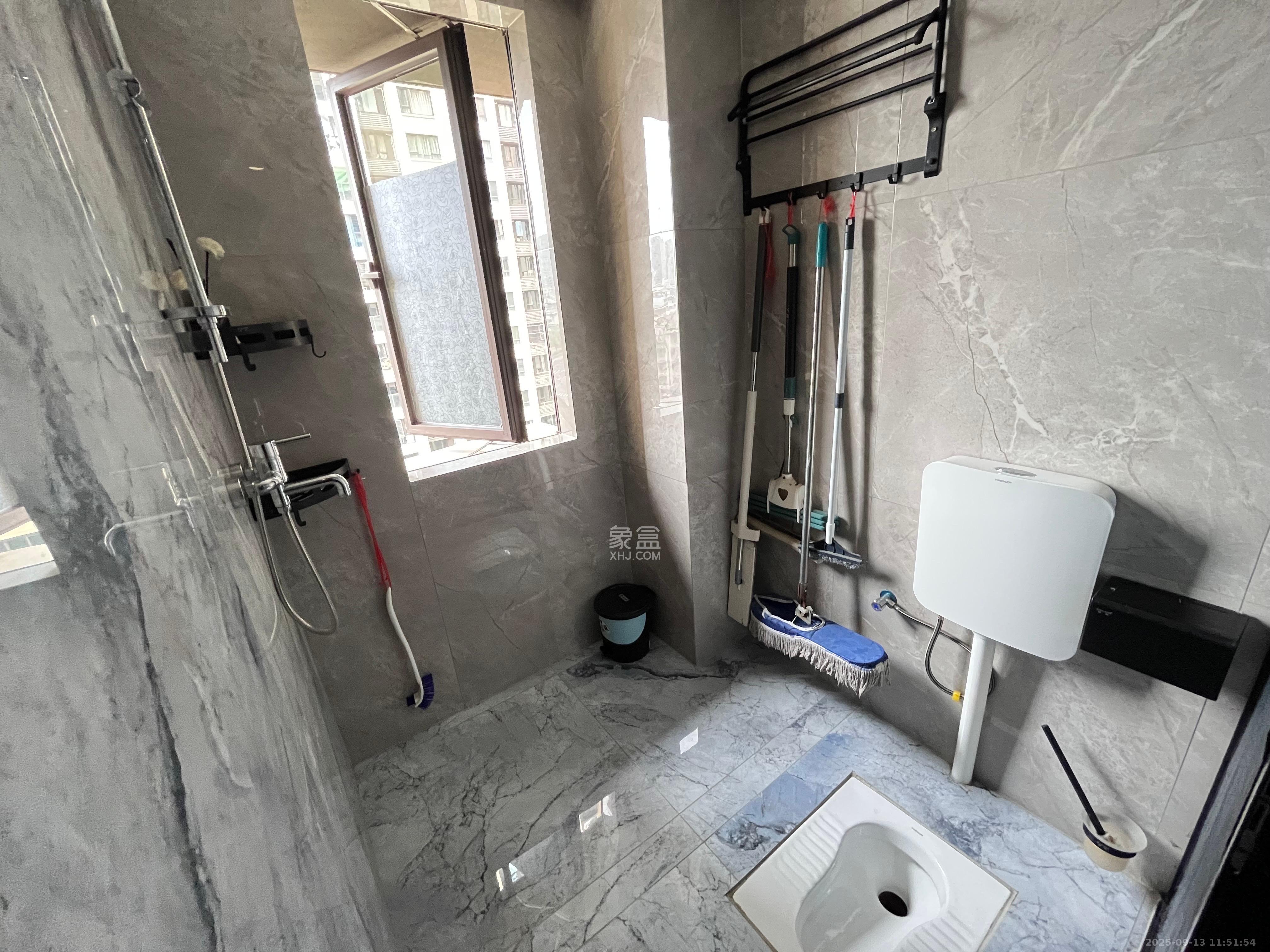 华润琨瑜府  4室2厅2卫    4500.0元/月室内图