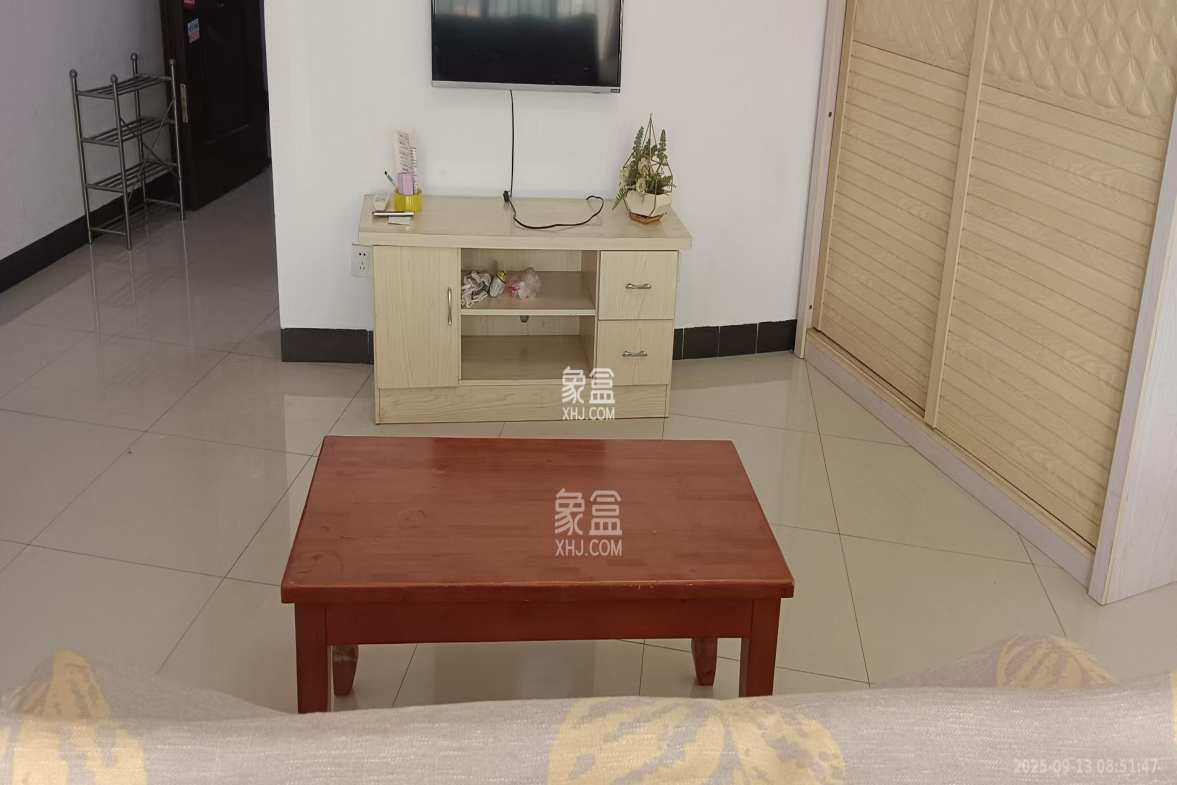 湖韵佳苑 1室1厅1卫 1300.0元/月 湖韵佳苑 1室1厅1卫 1300.0元/月室内图