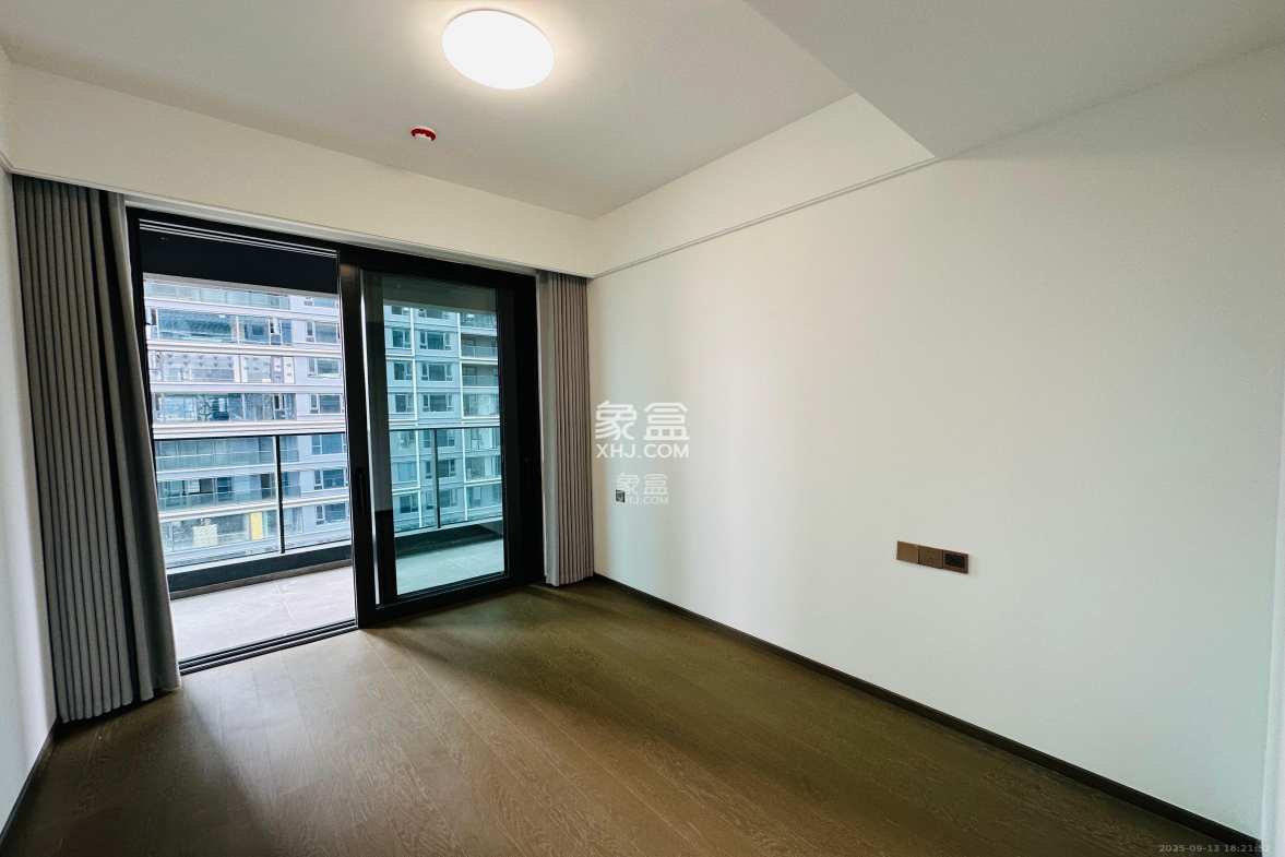 绿城招商桂语雲峯 4室2厅2卫 7000.0元/月 绿城招商桂语雲峯 4室2厅2卫 7000.0元/月室内图