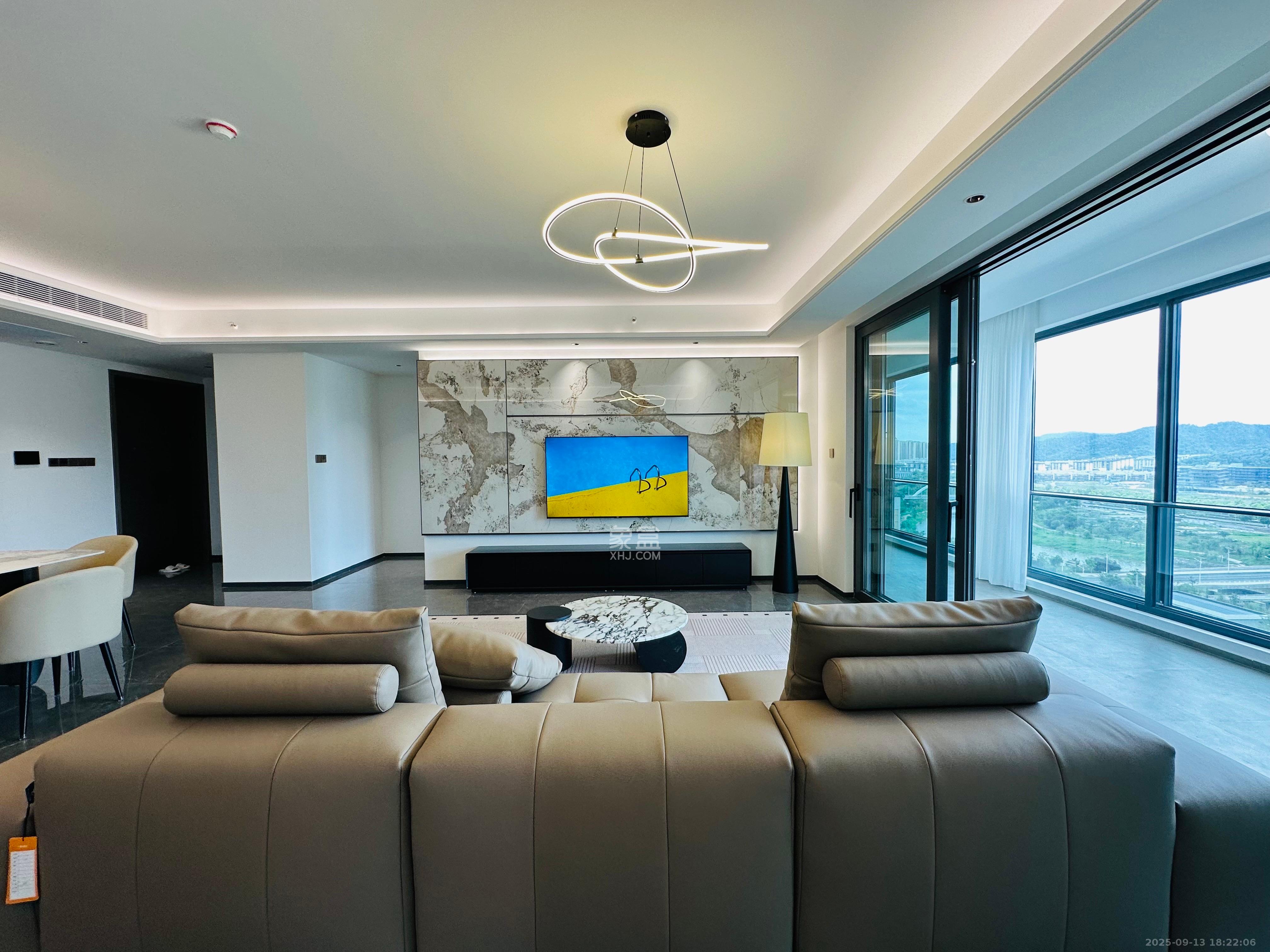 绿城招商桂语雲峯  4室2厅2卫    7000.0元/月室内图