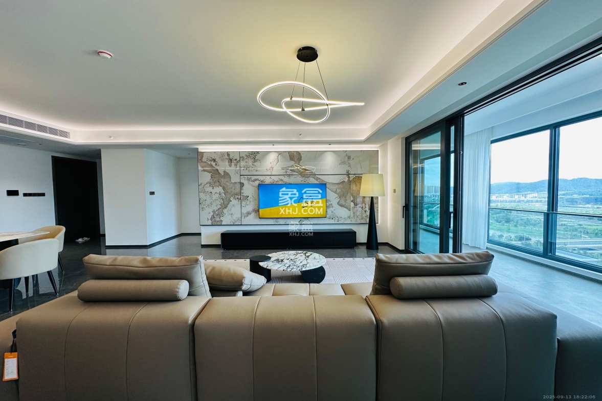 绿城招商桂语雲峯 4室2厅2卫 7000.0元/月 绿城招商桂语雲峯 4室2厅2卫 7000.0元/月室内图