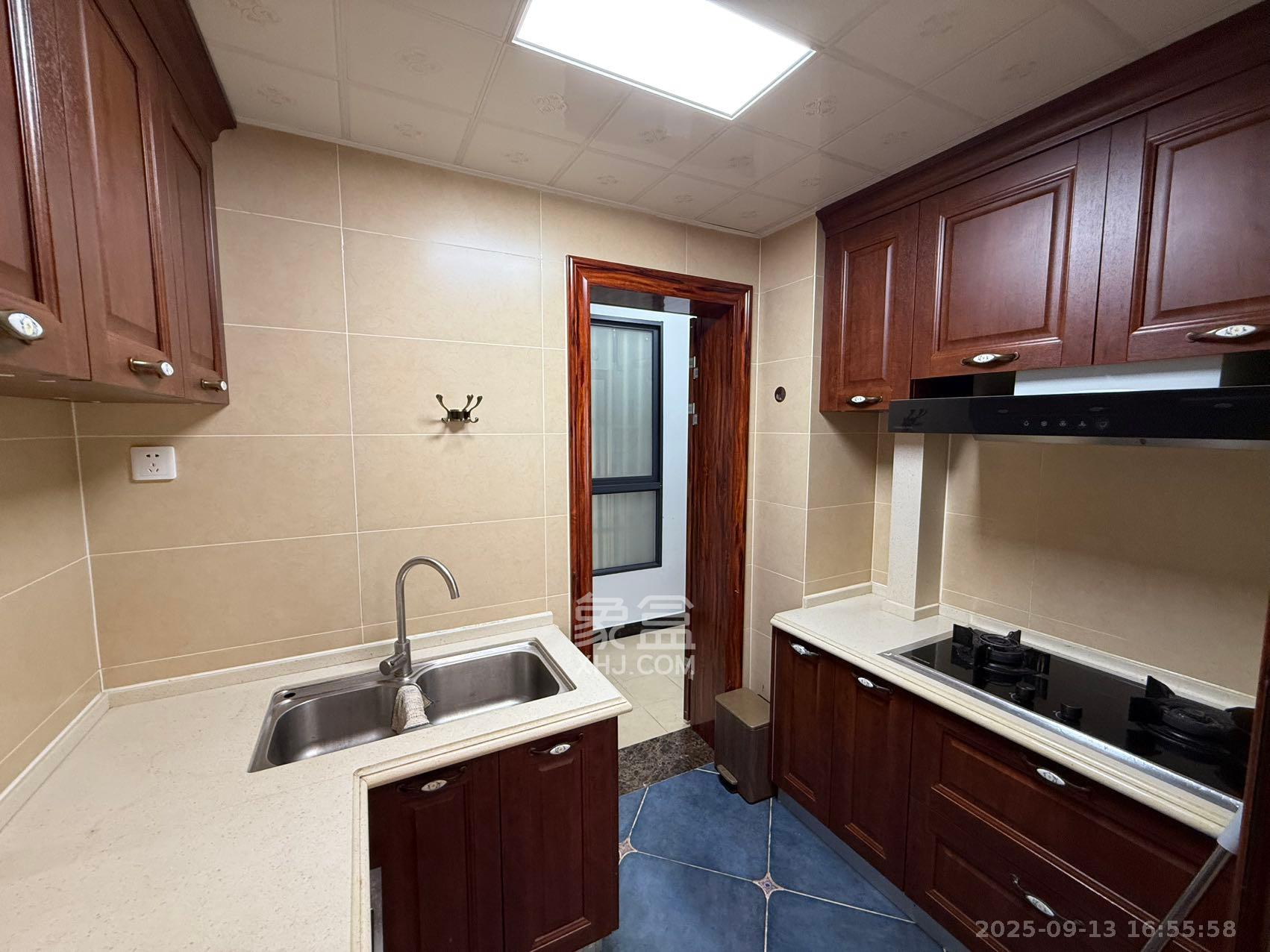 哈佛小镇(五矿哈佛小镇)  2室2厅1卫    2000.0元/月 哈佛小镇(五矿哈佛小镇)  2室2厅1卫    2000.0元/月室内图