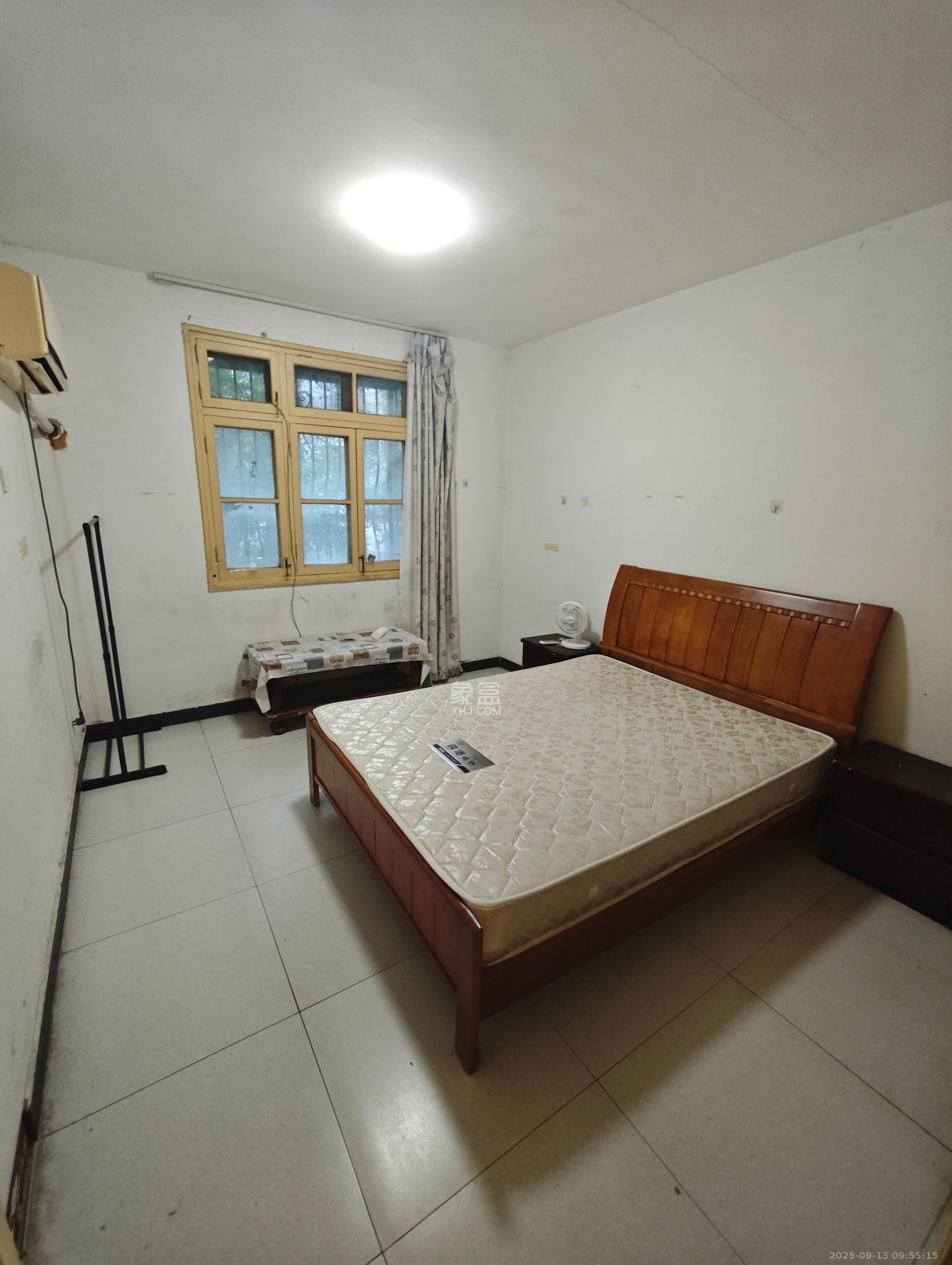 省建苑小区 3室2厅1卫 2200.0元/月 省建苑小区 3室2厅1卫 2200.0元/月室内图