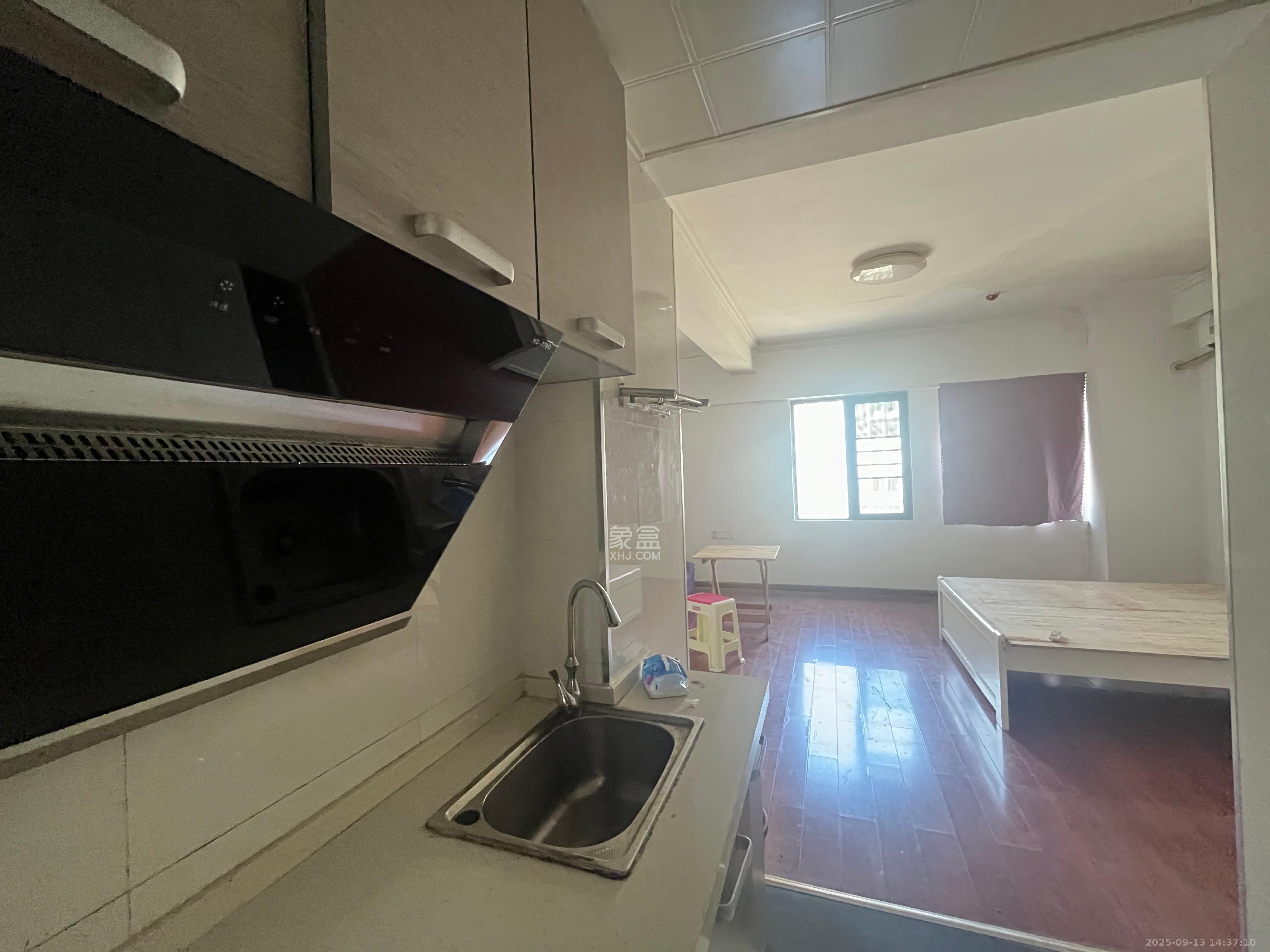 钰龙天下二期（钰龙佳园）  1室1厅1卫    700.0元/月