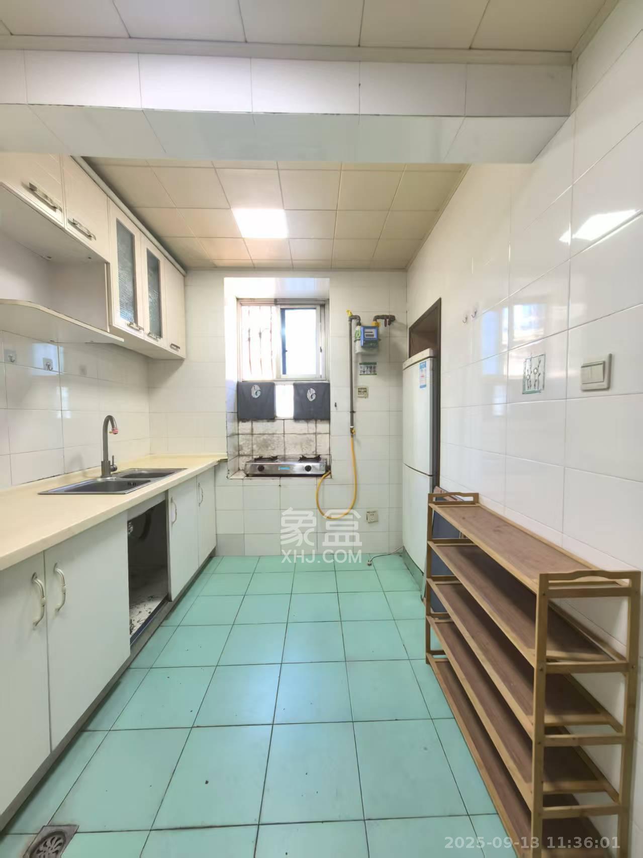 省建苑小区  3室1厅1卫    2000.0元/月 省建苑小区  3室1厅1卫    2000.0元/月室内图