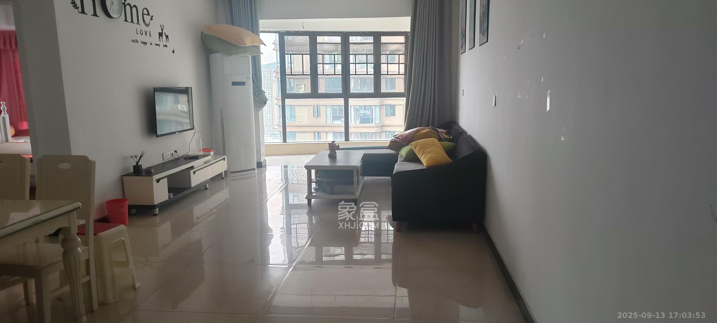 润和长郡(润和紫郡二三期)  3室2厅1卫    1600.0元/月 润和长郡(润和紫郡二三期)  3室2厅1卫    1600.0元/月