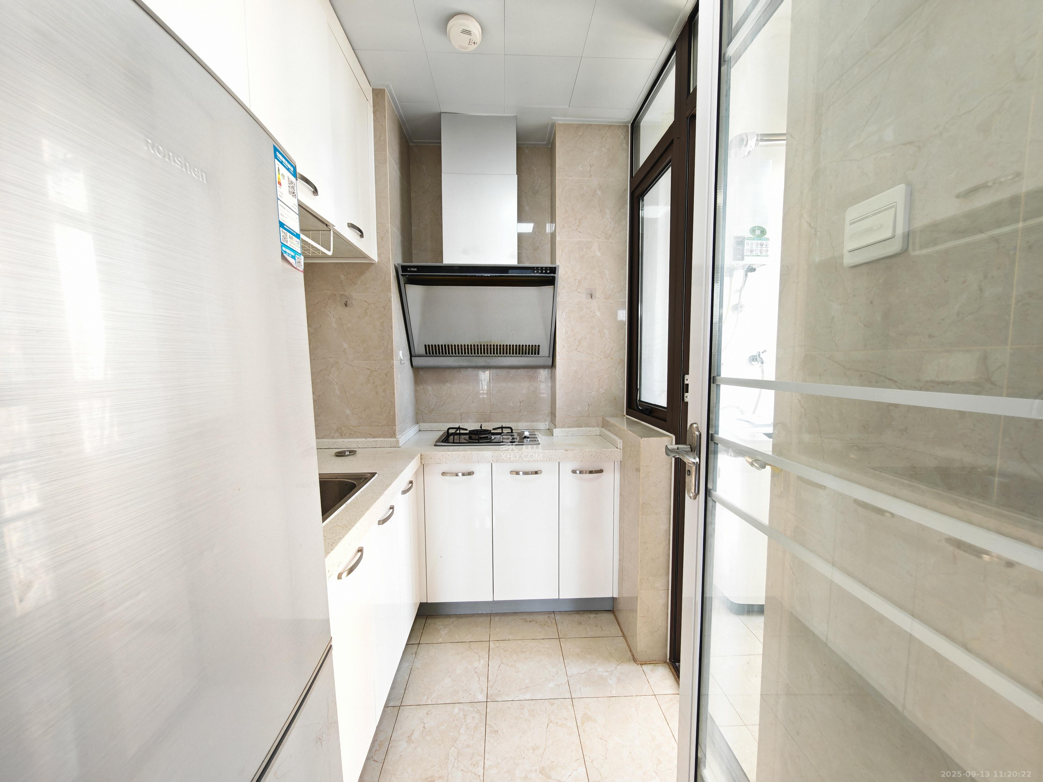 中建信和城 1室0厅0卫 2000.0元/月 中建信和城 1室0厅0卫 2000.0元/月室内图