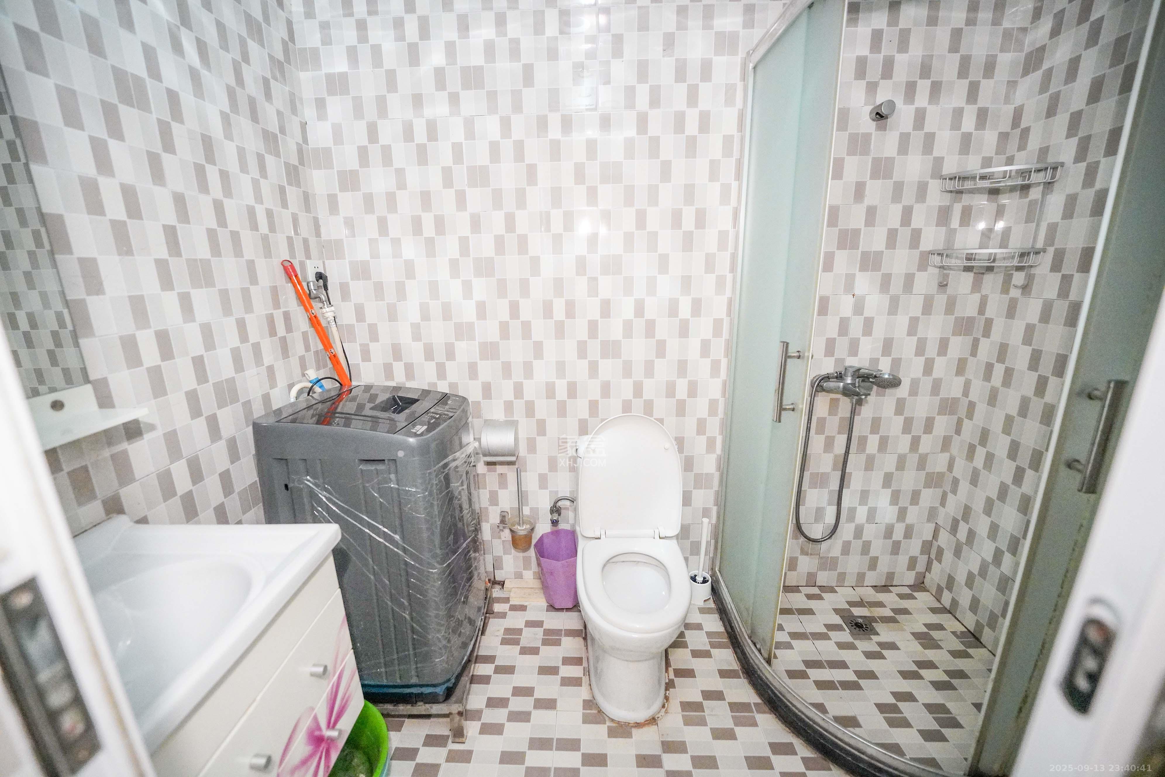 怡海星城 1室1厅1卫 18.0万 怡海星城 1室1厅1卫 18.0万其他