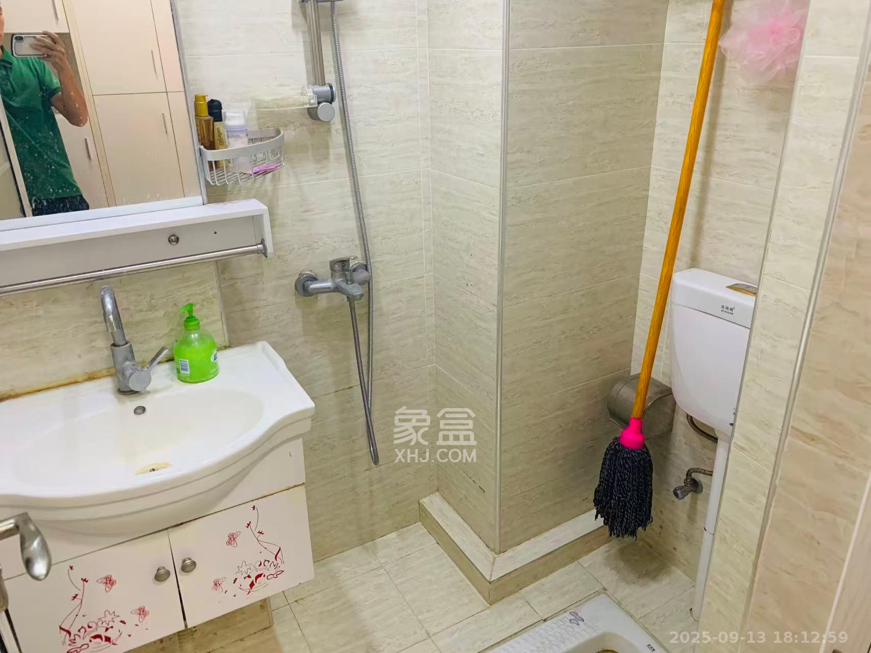 金房奥斯卡  1室0厅0卫    1300.0元/月室内图