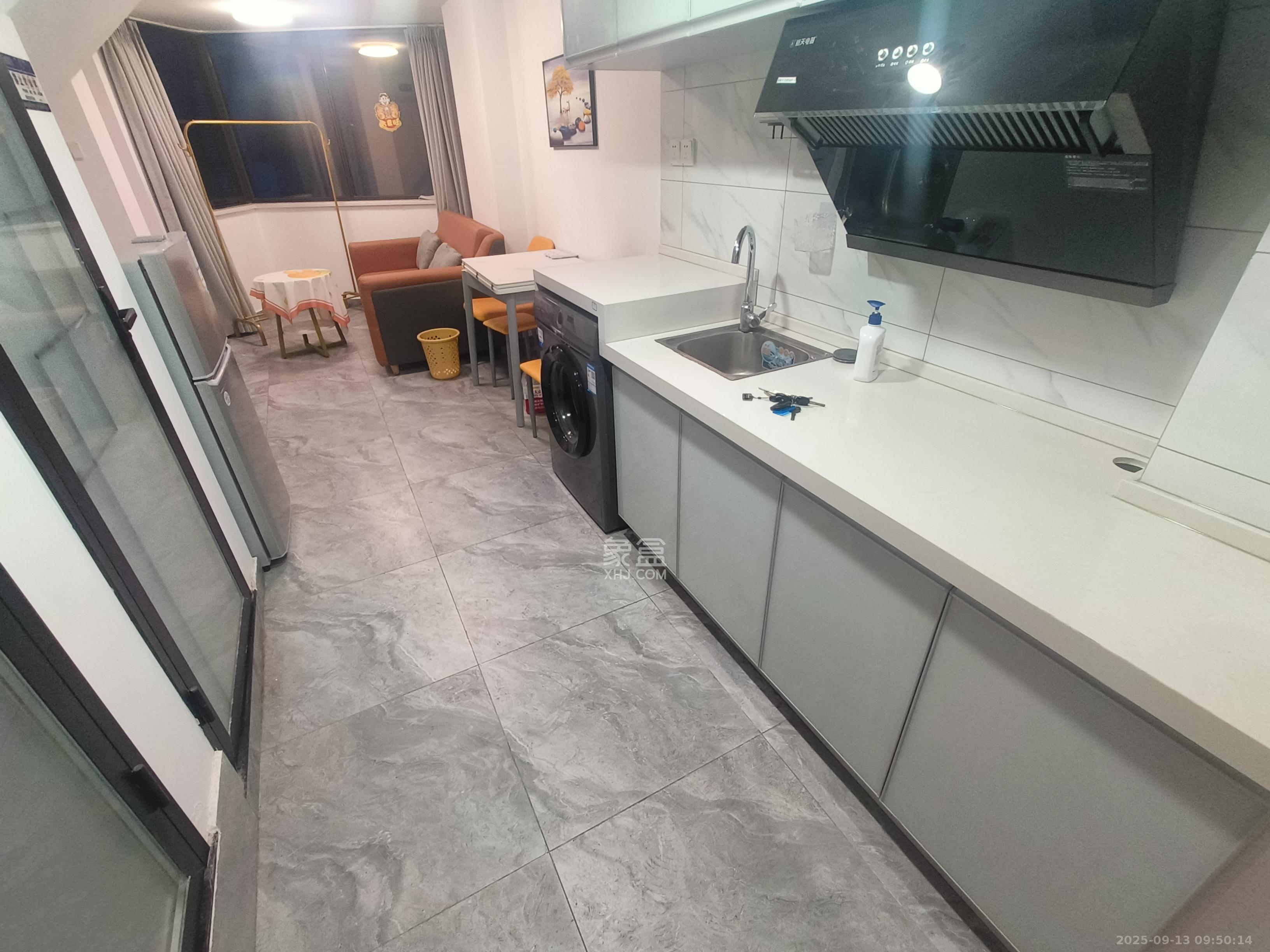 珠江花城好世界 2室1厅1卫 1900.0元/月 珠江花城好世界 2室1厅1卫 1900.0元/月室内图