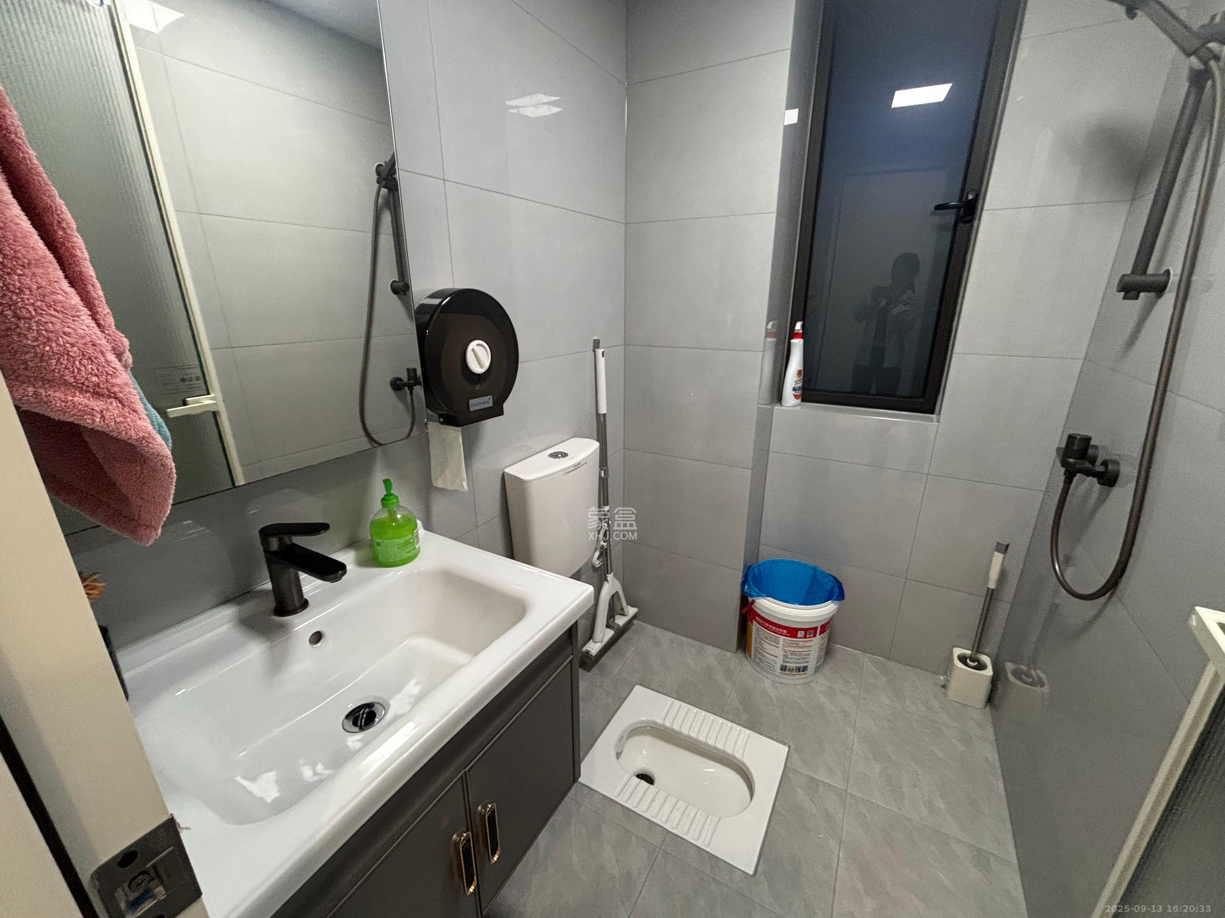 金塘家园 2室1厅1卫 2800.0元/月 金塘家园 2室1厅1卫 2800.0元/月室内图