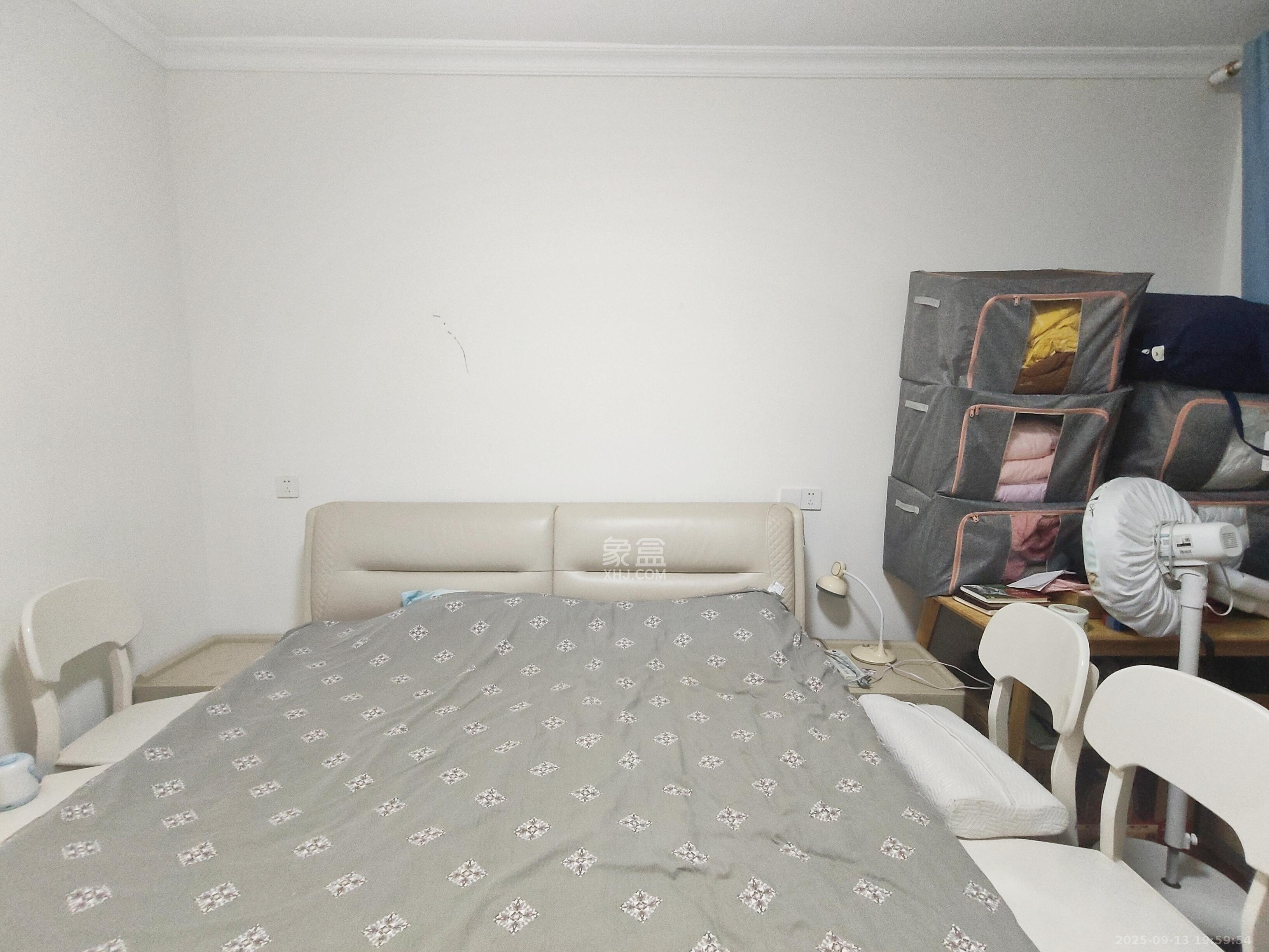 丽都桃源（金峰北院二期）  2室2厅1卫    2300.0元/月室内图