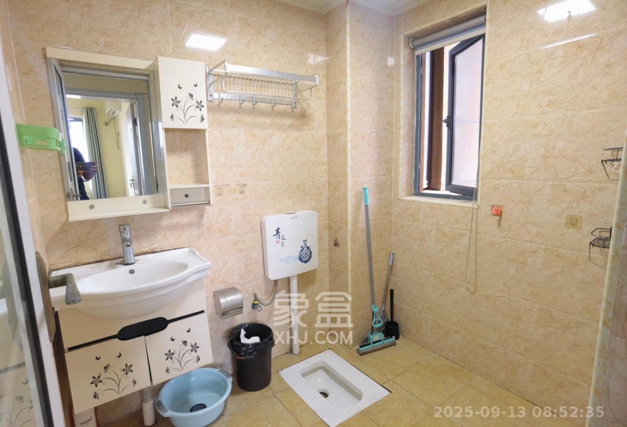 荣盛花语书苑 2室0厅0卫 2200.0元/月 荣盛花语书苑 2室0厅0卫 2200.0元/月室内图