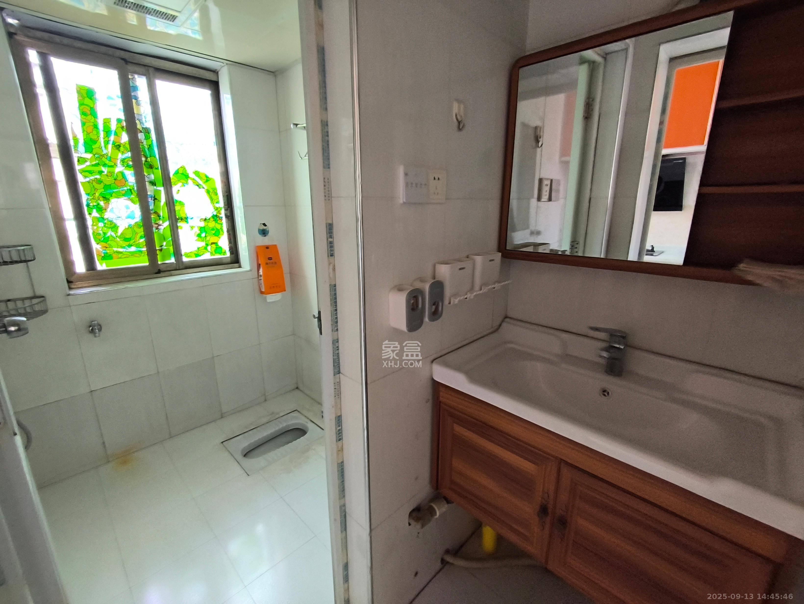 黄鹤小区1片 2室1厅1卫 1400.0元/月 黄鹤小区1片 2室1厅1卫 1400.0元/月室内图