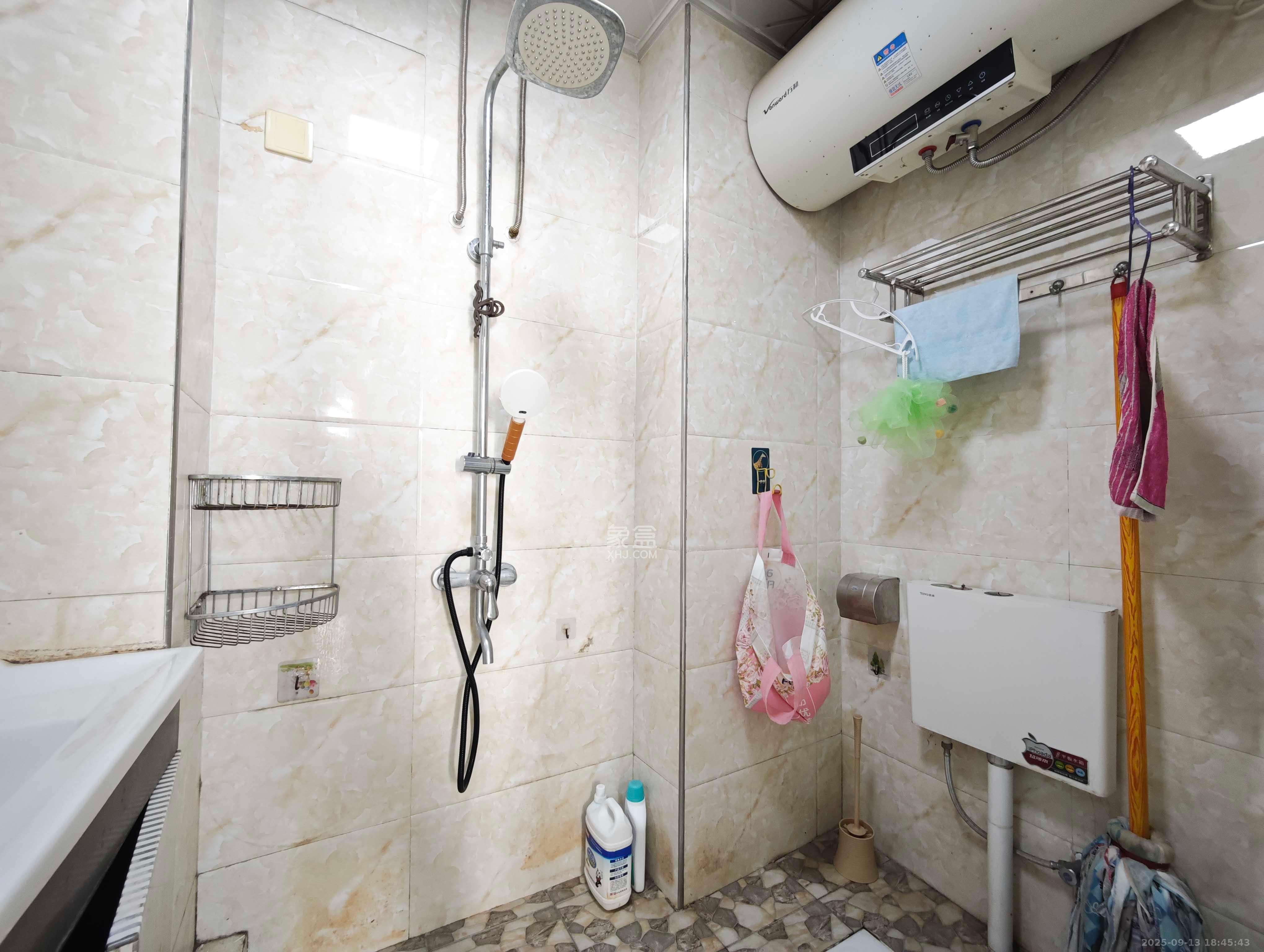 万科魅力之城 1室1厅1卫 65.0万 万科魅力之城 1室1厅1卫 65.0万其他