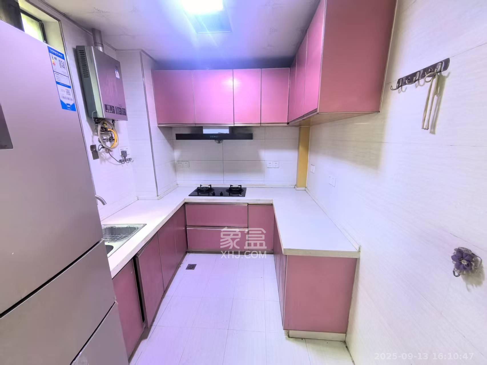 长房时代城 1室2厅1卫 2400.0元/月 长房时代城 1室2厅1卫 2400.0元/月室内图