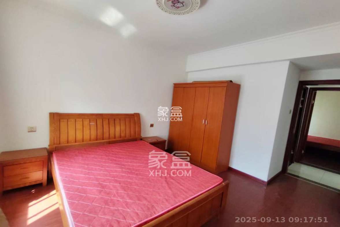 江山帝景哈佛  2室2厅1卫    1700.0元/月 江山帝景哈佛  2室2厅1卫    1700.0元/月室内图