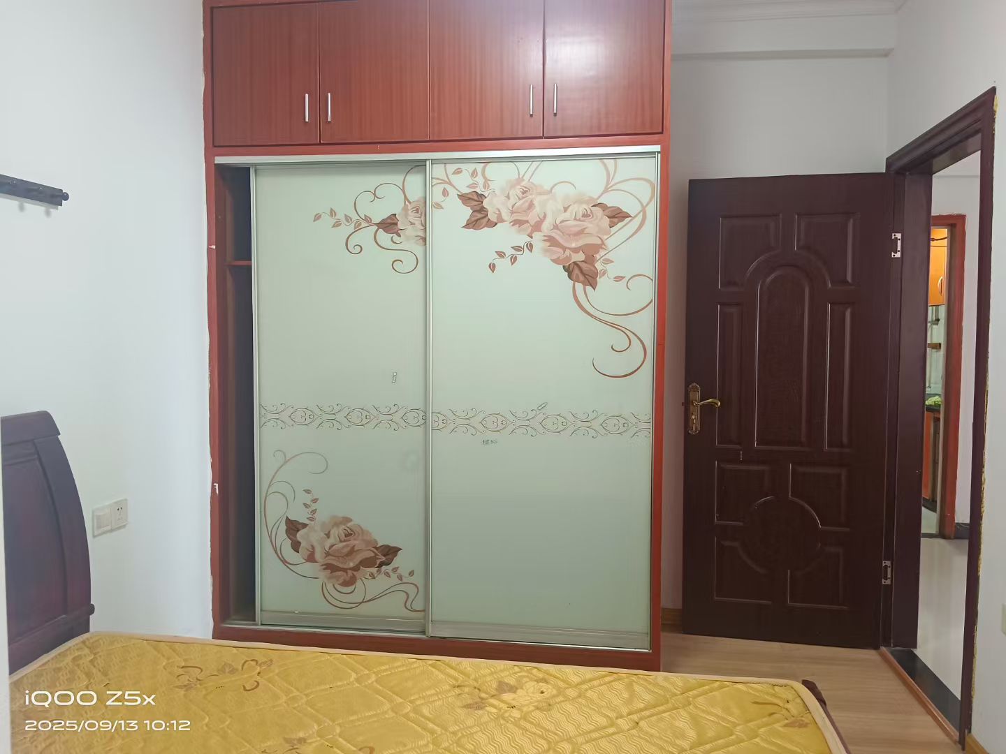 TOP尚都(拓步尚都)  3室2厅2卫    42.8万 TOP尚都(拓步尚都)  3室2厅2卫    42.8万客厅