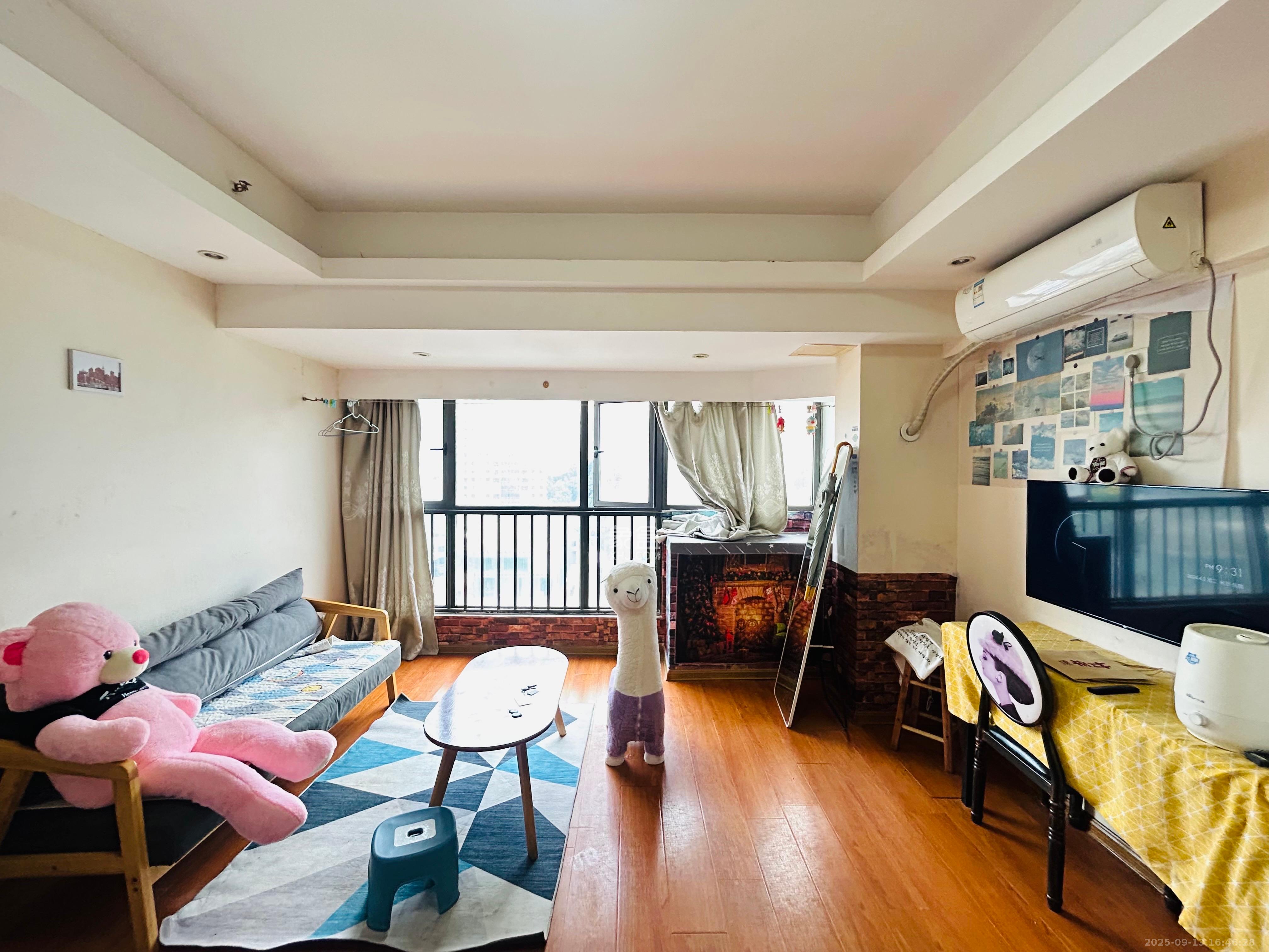 罗马国际公寓 1室1厅1卫 1200.0元/月 罗马国际公寓 1室1厅1卫 1200.0元/月室内图