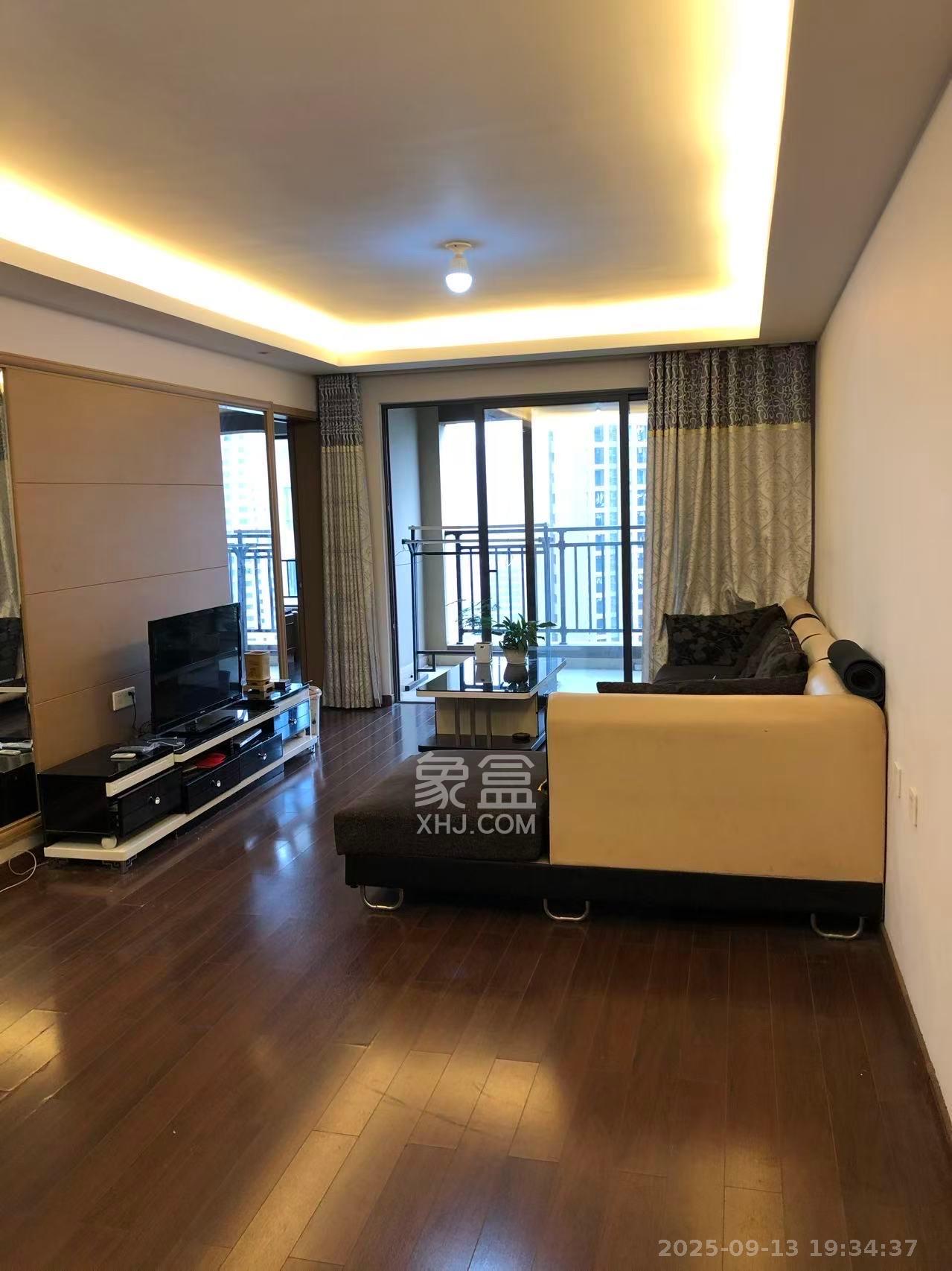 万科白鹭郡 3室2厅1卫 2500.0元/月 万科白鹭郡 3室2厅1卫 2500.0元/月室内图