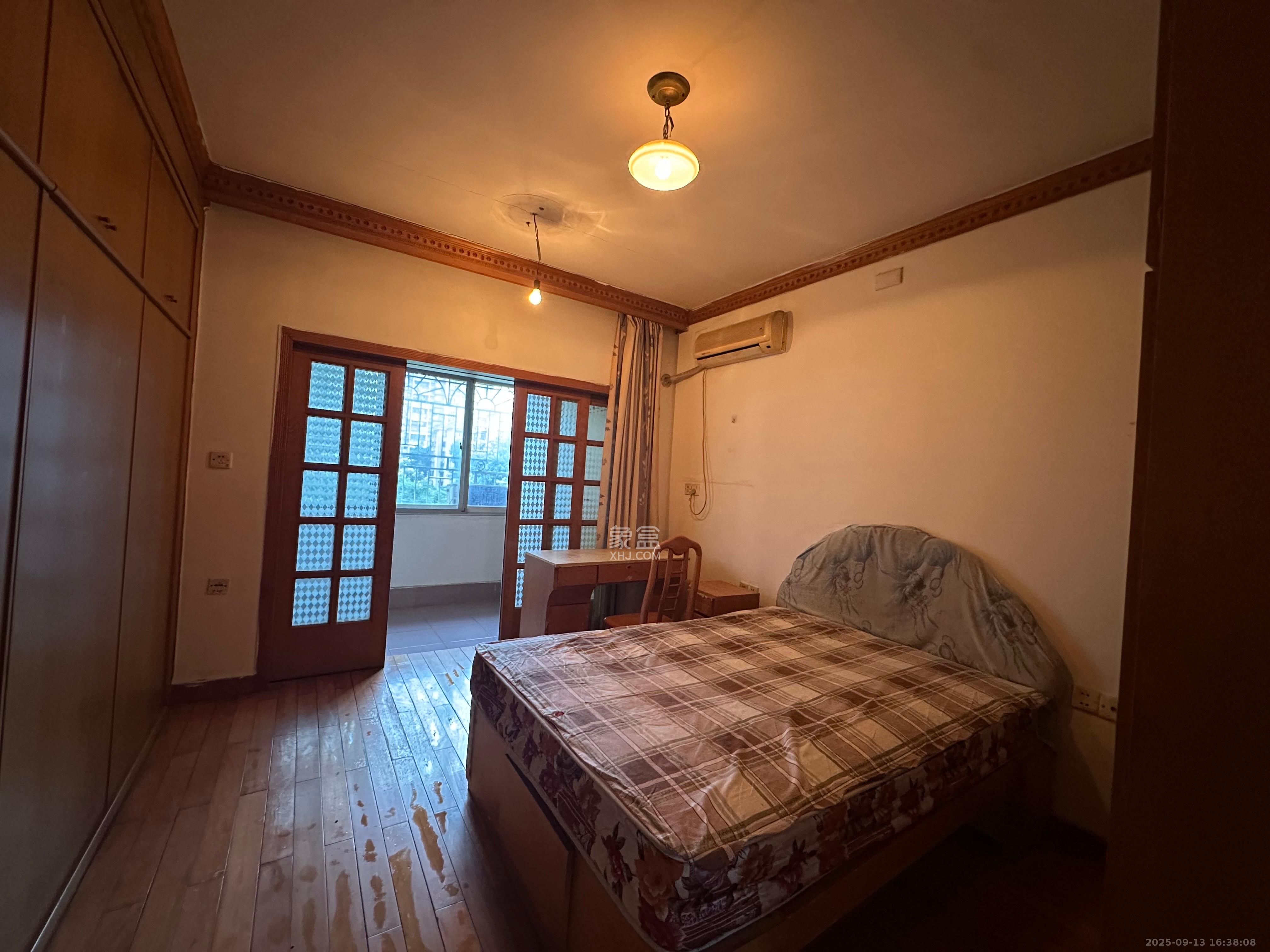 东塘电信宿舍  2室1厅1卫    2100.0元/月室内图