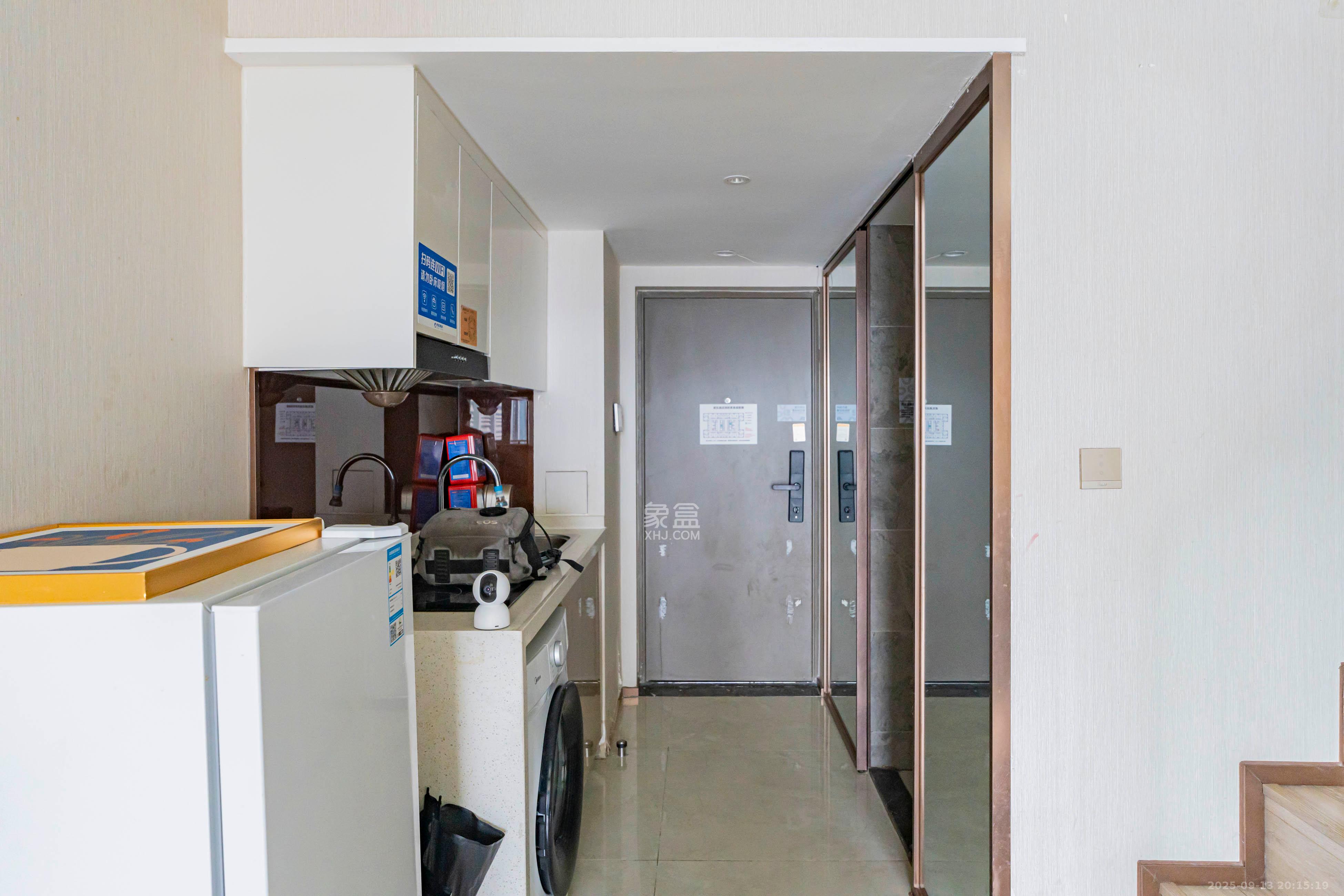 华远华时代  2室1厅1卫    55.0万厨房