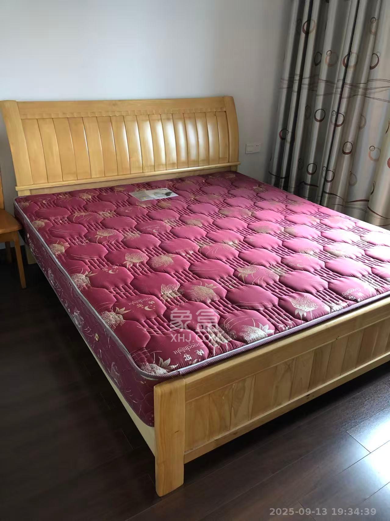 万科白鹭郡  3室2厅1卫    2500.0元/月室内图