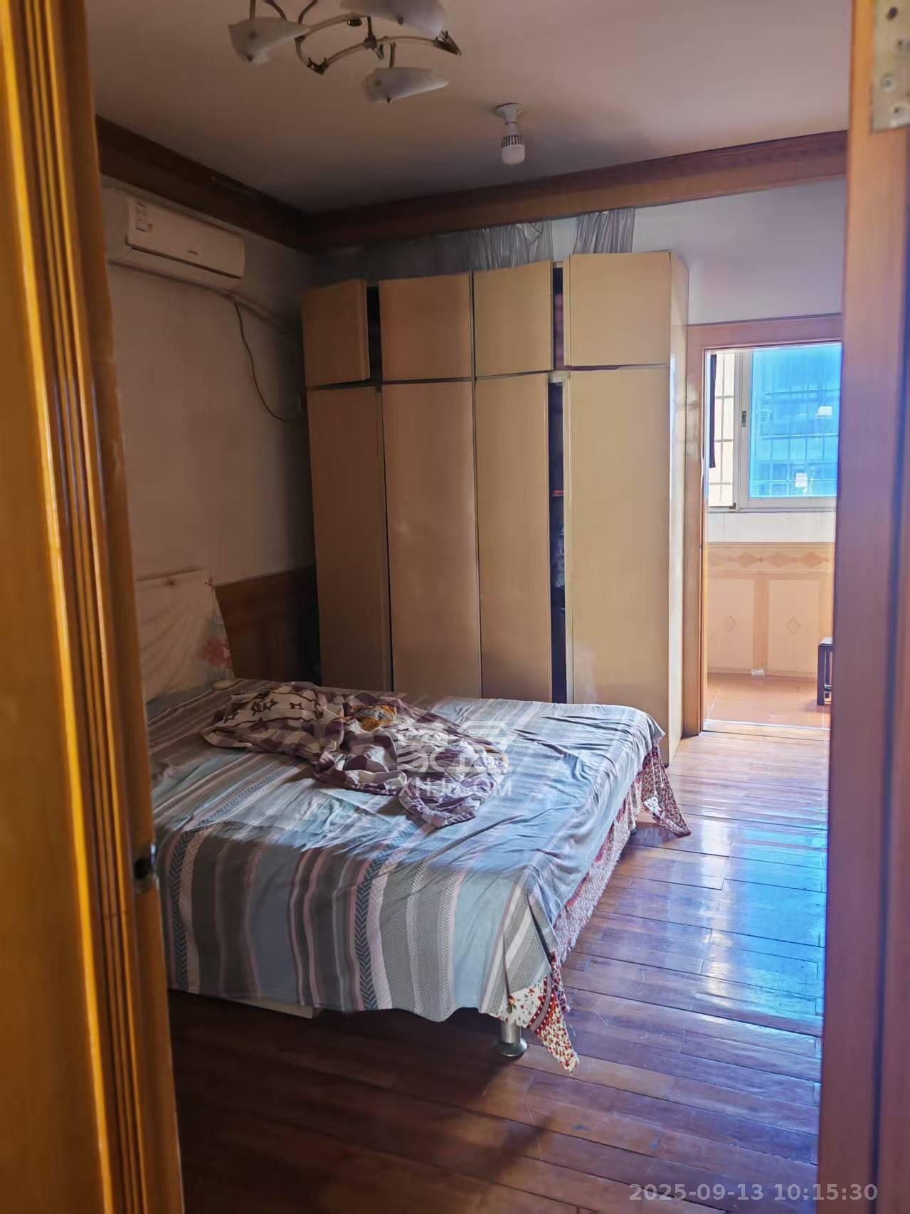 岳麓区教师村 3室2厅1卫 2600.0元/月 岳麓区教师村 3室2厅1卫 2600.0元/月室内图