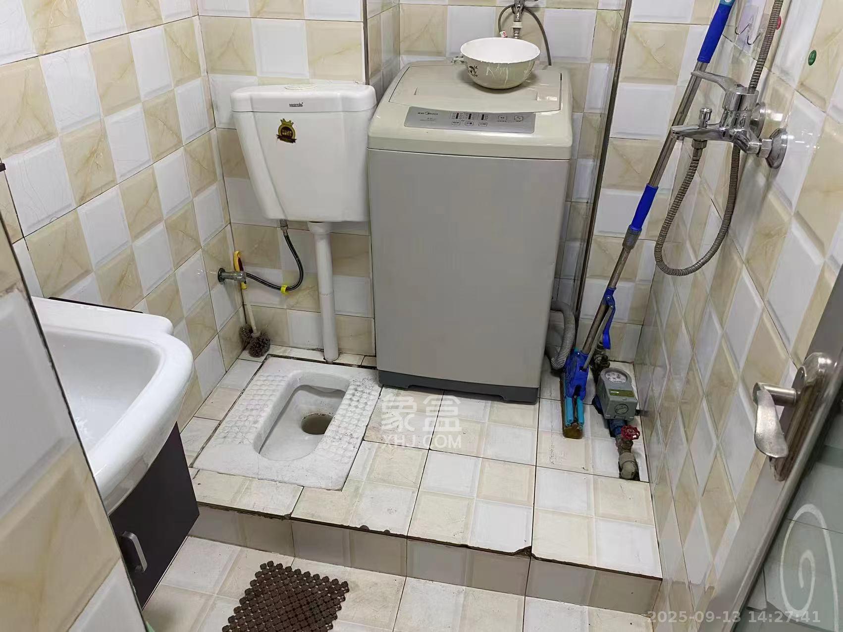 湘域相遇  1室1厅1卫    1800.0元/月室内图