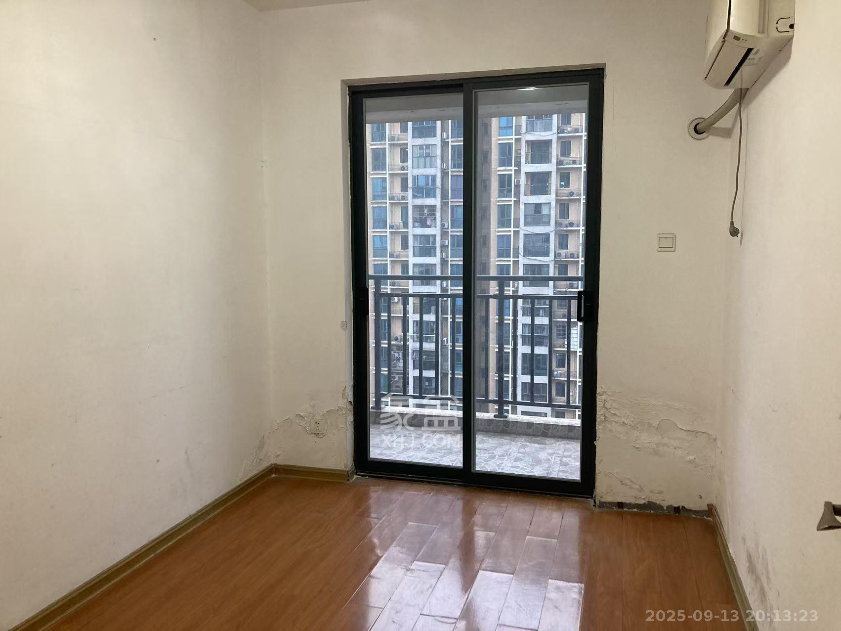 凯通国际城（凯通朝庭）  2室2厅1卫    2500.0元/月室内图