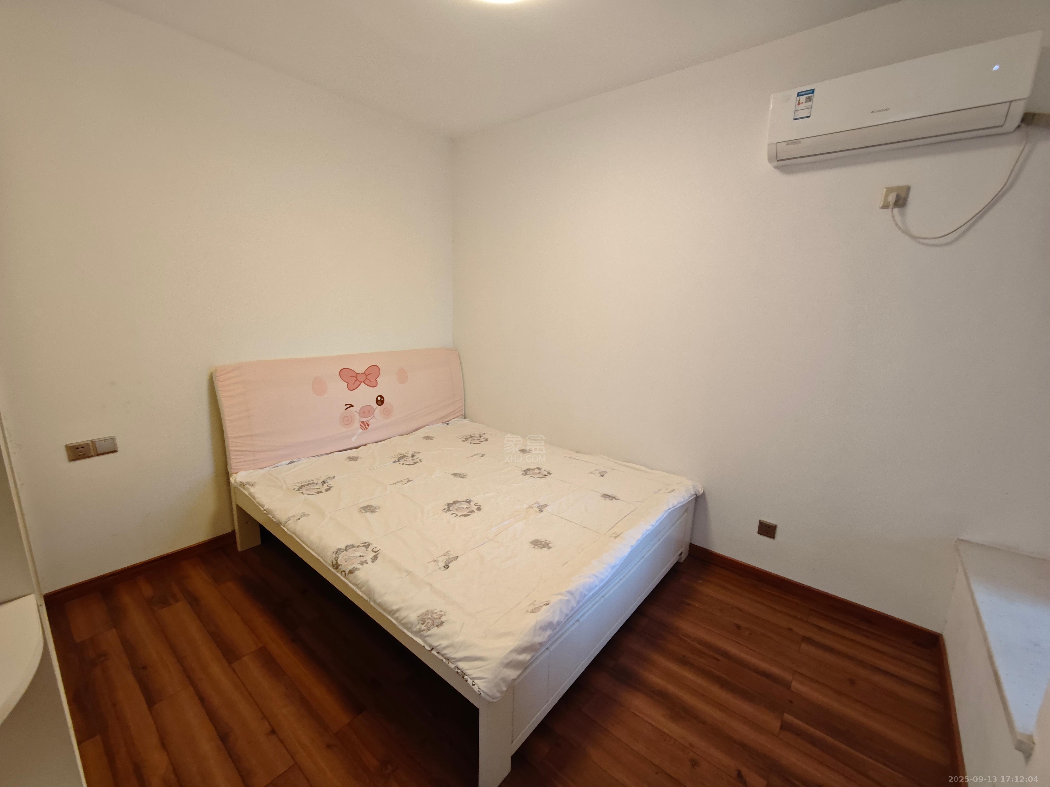 提香蓝岸  3室2厅1卫   1700.00元/月室内图
