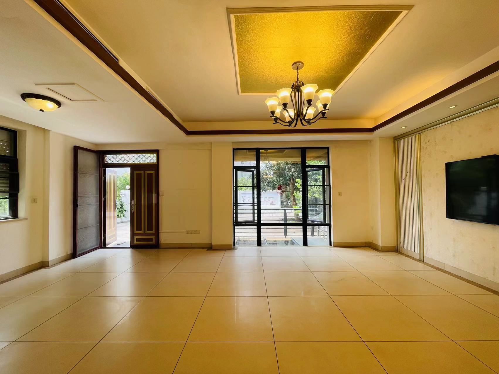 祗园  5室2厅3卫    21000.0元/月 祗园  5室2厅3卫    21000.0元/月小区图