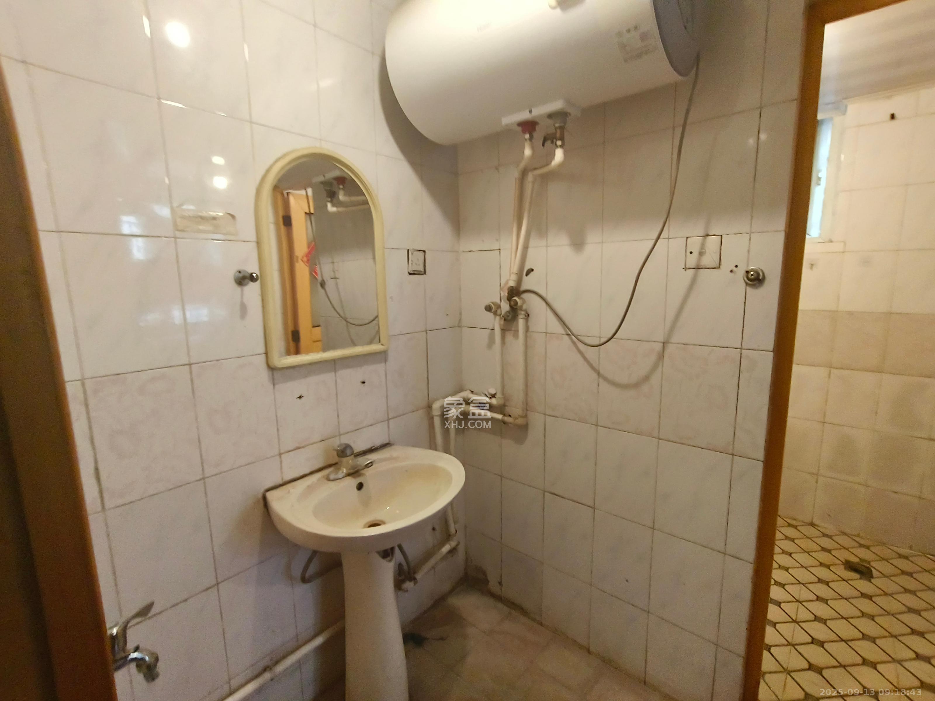 南门口晏家塘社区 3室1厅1卫 2800.0元/月 南门口晏家塘社区 3室1厅1卫 2800.0元/月室内图